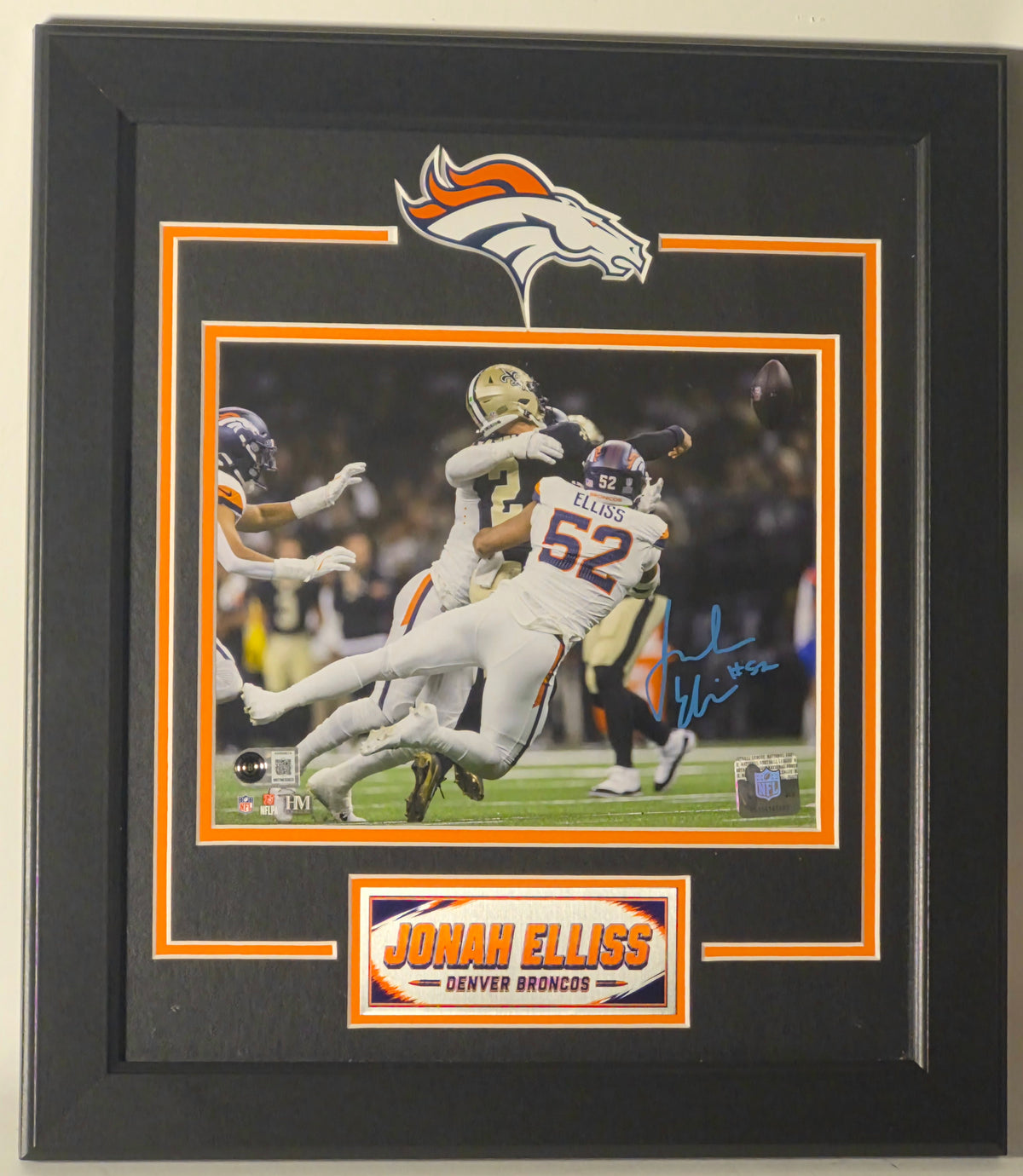 Jonah Elliss Autographed Photo 16x18 Denver Broncos - Beckett Authenticated