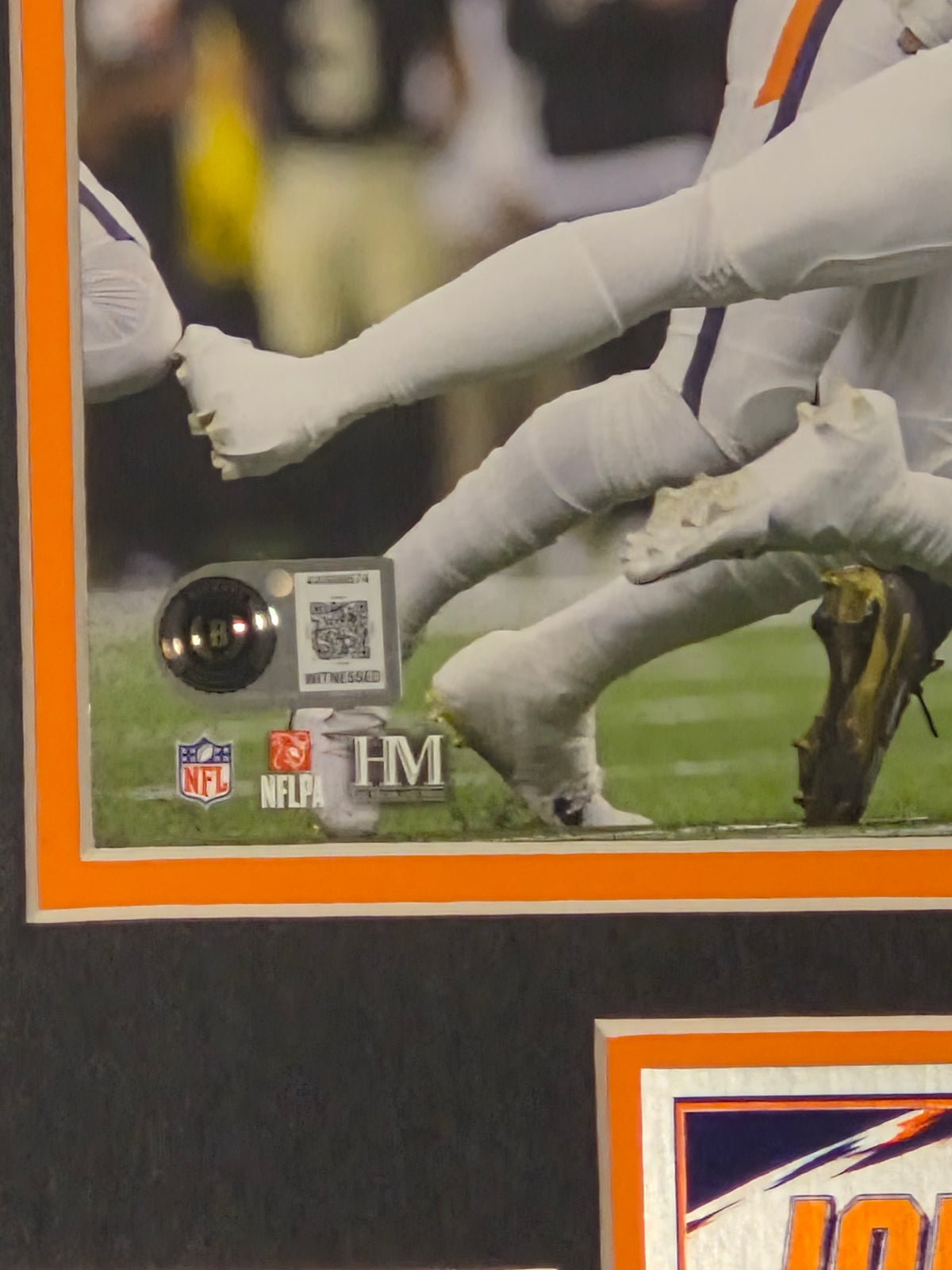 Jonah Elliss Autographed Photo 16x18 Denver Broncos - Beckett Authenticated