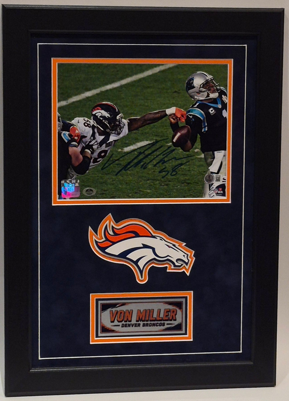 Von Miller Autographed 10x8 Photo in Deluxe Frame – JSA Authenticated