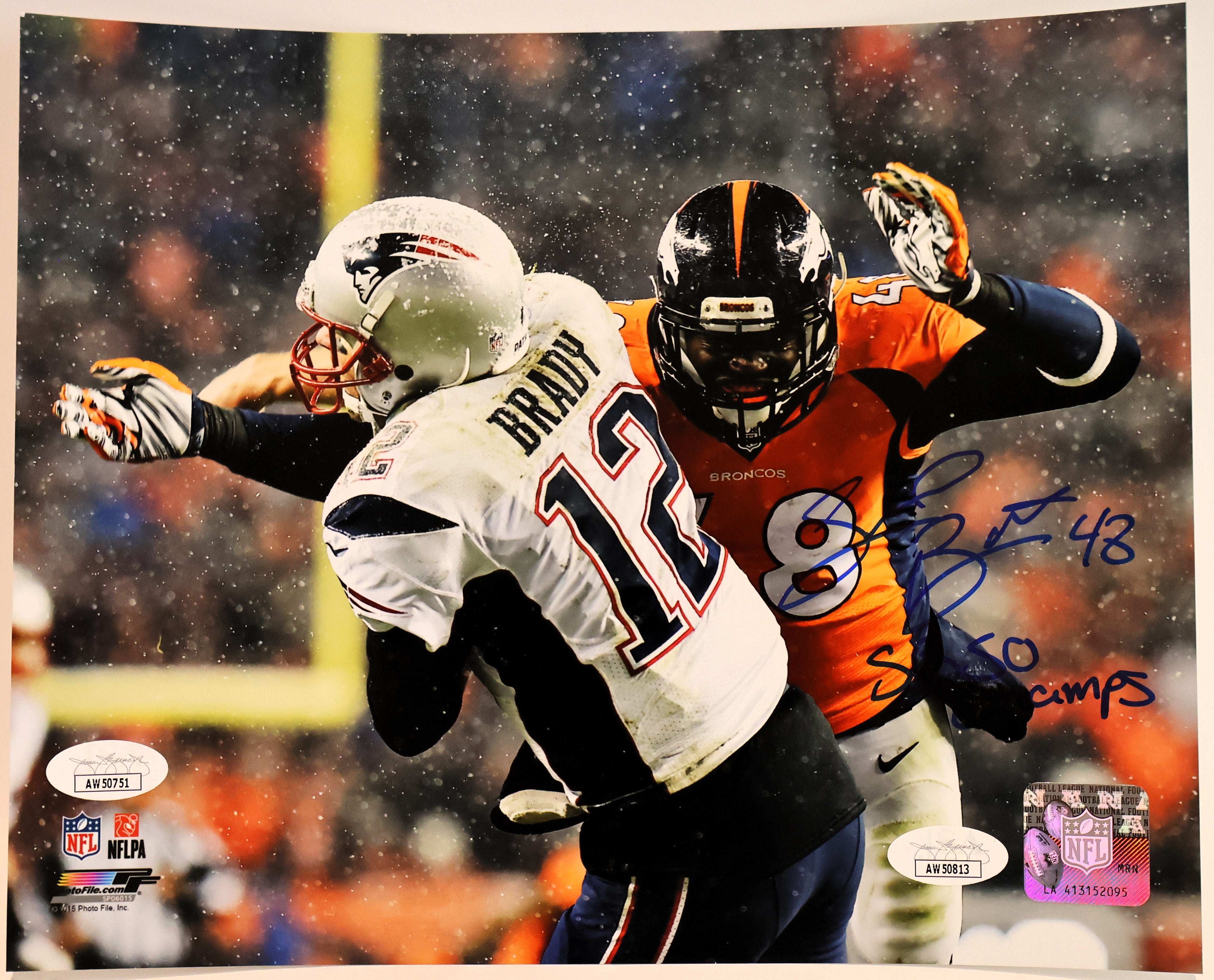 Shaquil Barrett Autographed 8x10 Photograph Inscribed "SB50 Champs" (James Spence COA)