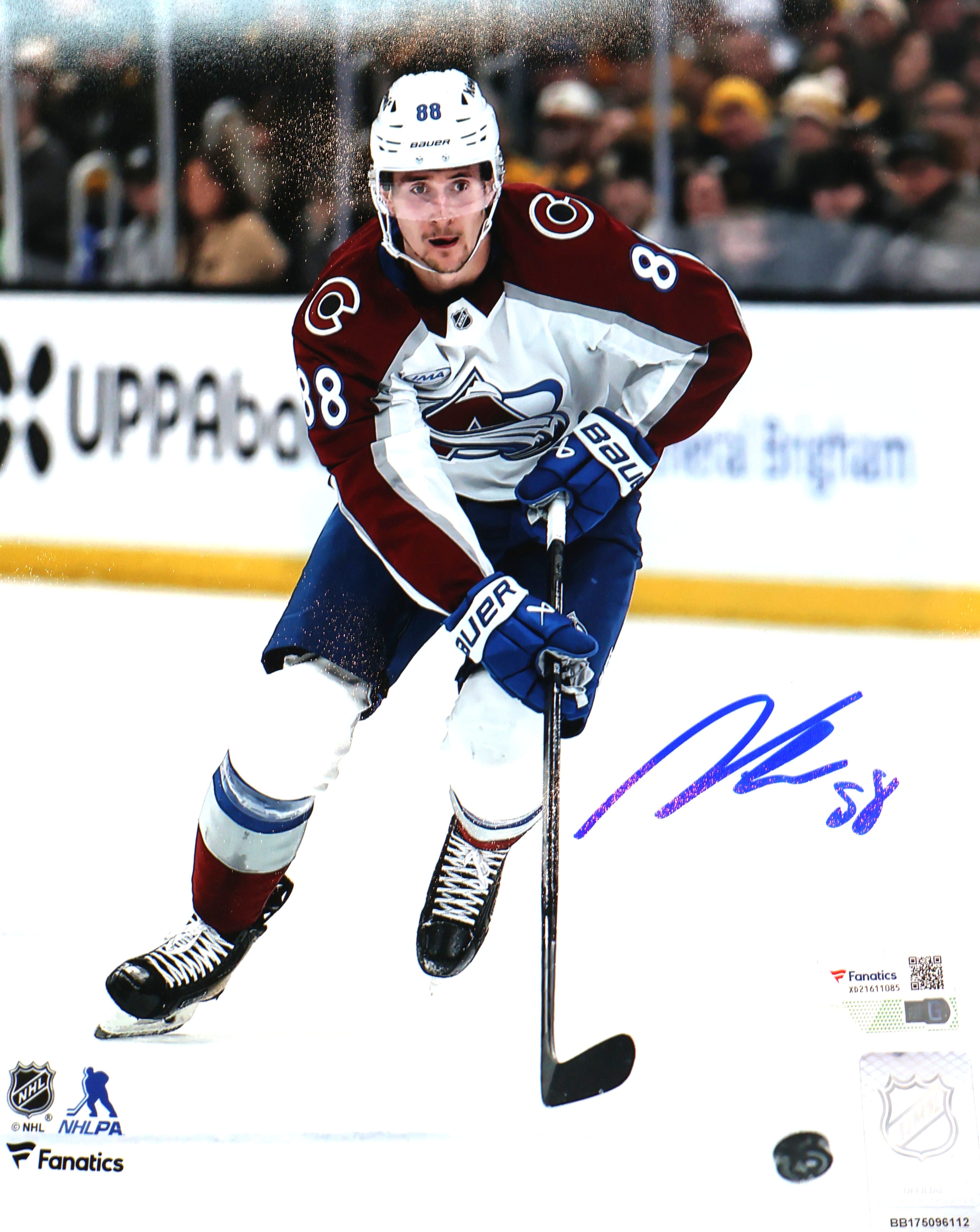 Martin Necas Autographed 8x10 Colorado Avalanche Action Photo - Fanatics Authentic