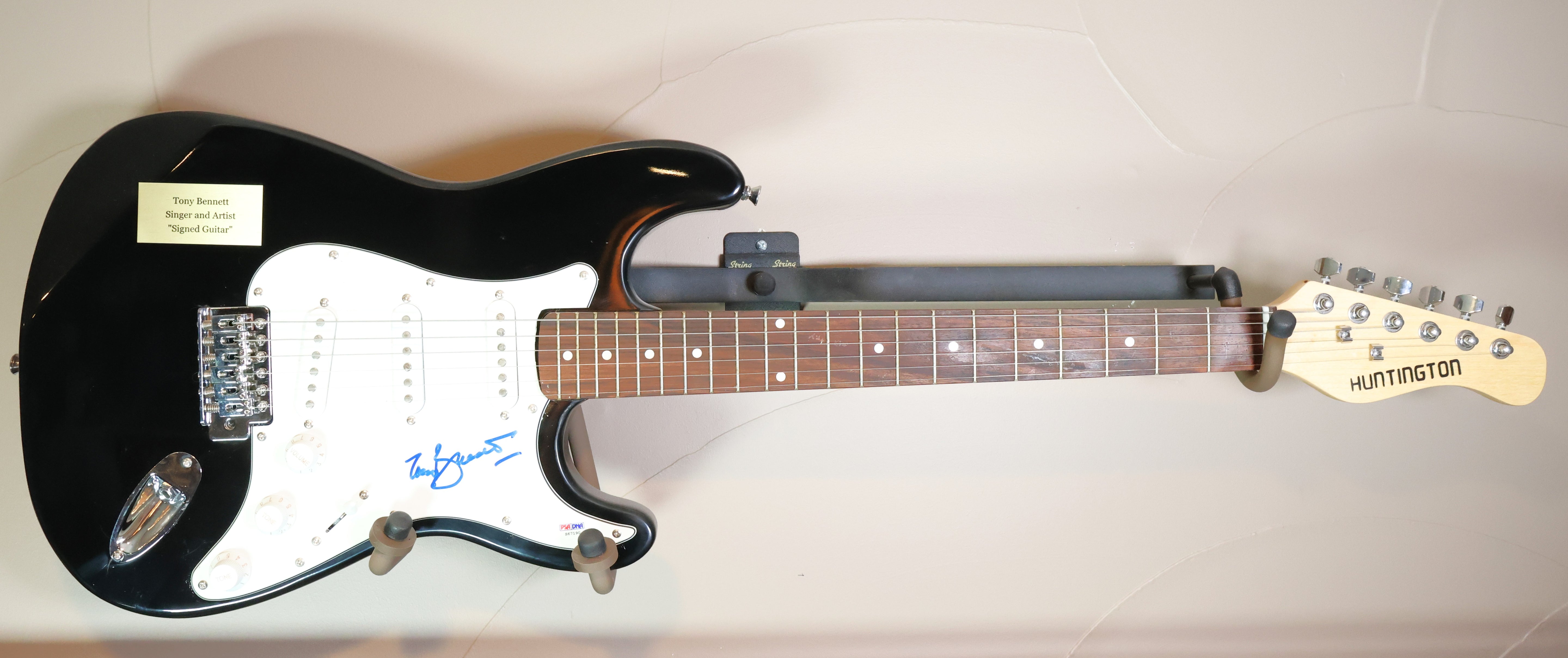 Tony Bennett Autographed Huntington Guitar (PSA)