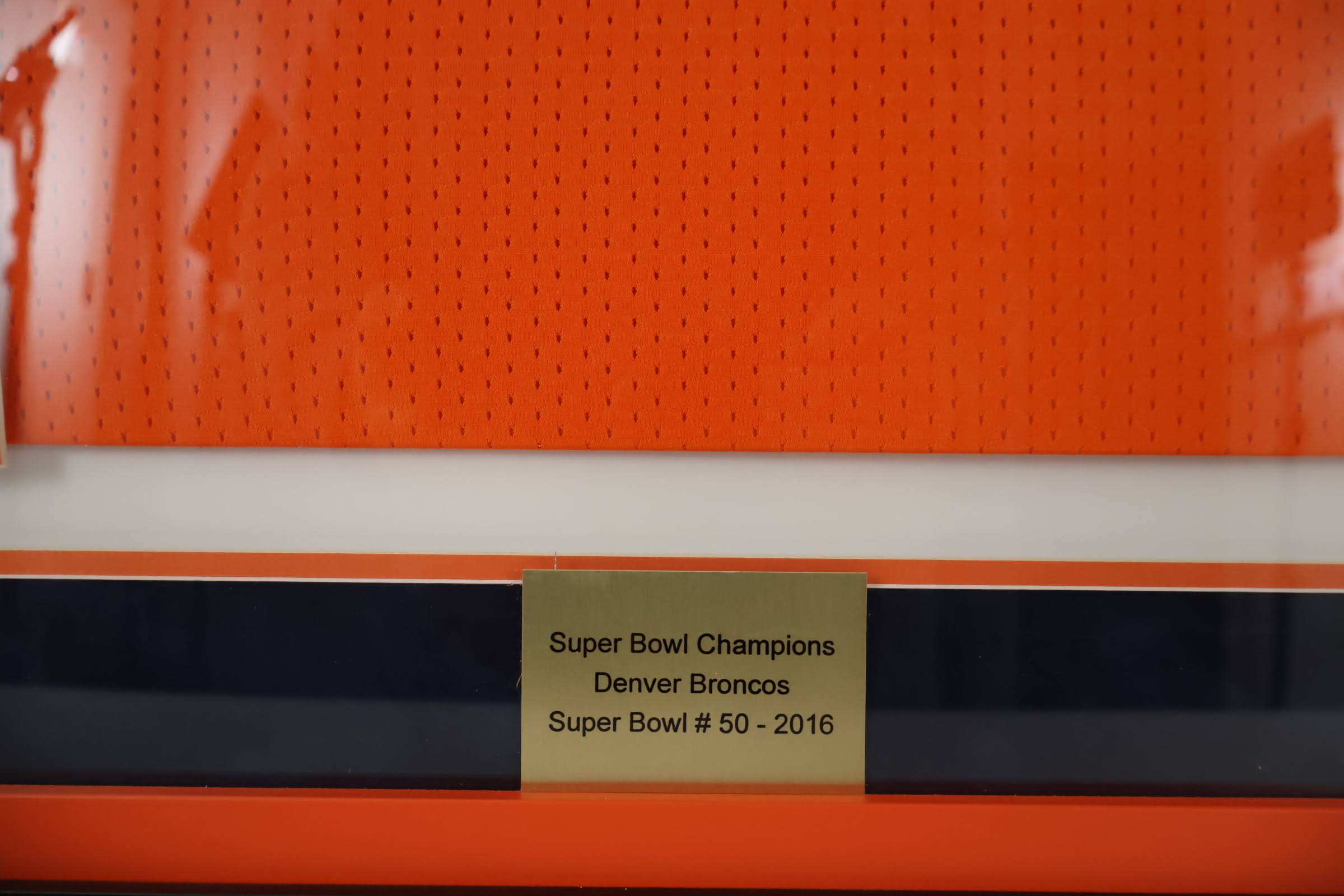Peyton Manning Signed With 9 other Superbowl 50 Jersey