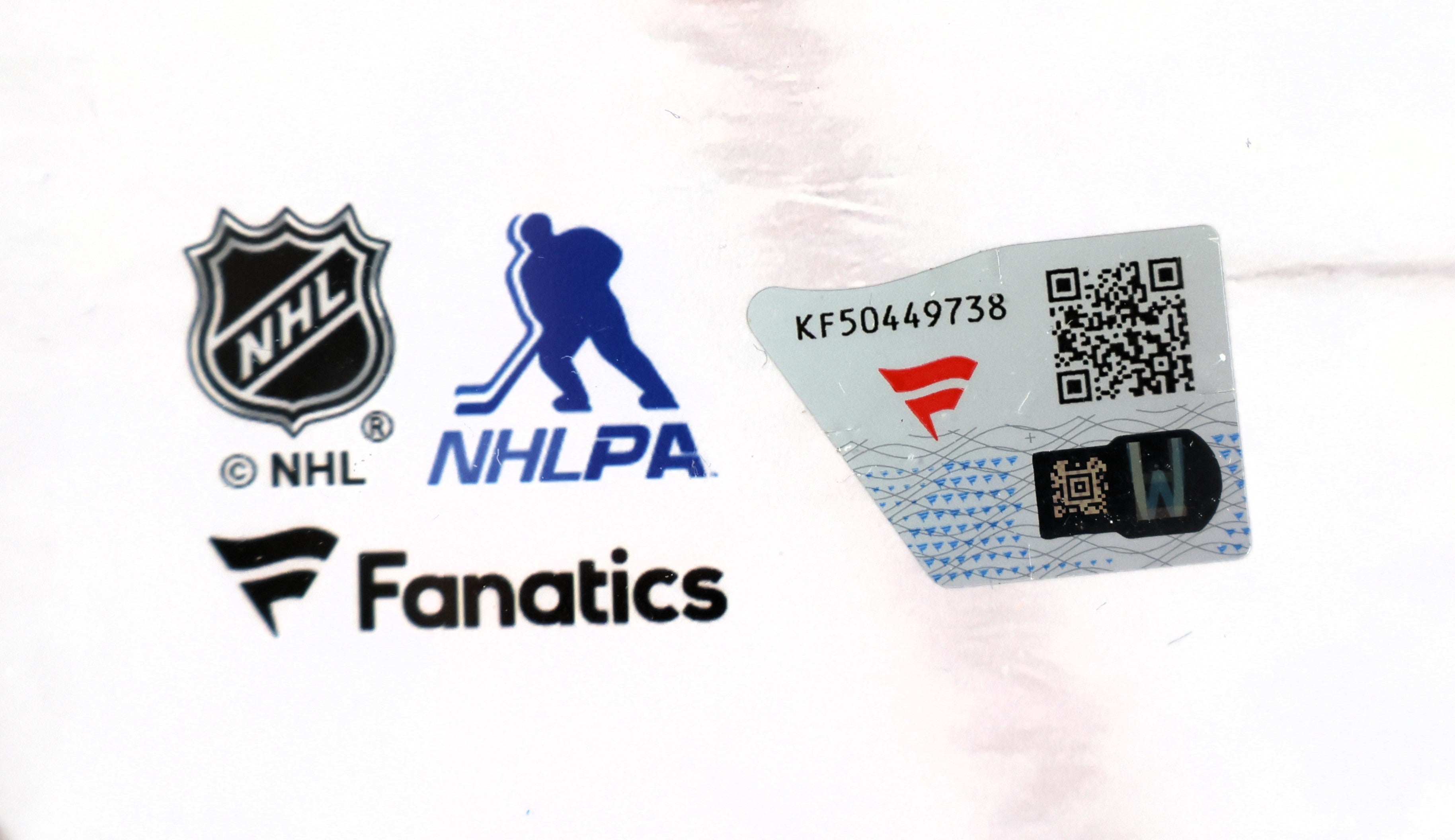 Nathan Mackinnon Autographed 8x10 Photo with Plaque Fanatics COA