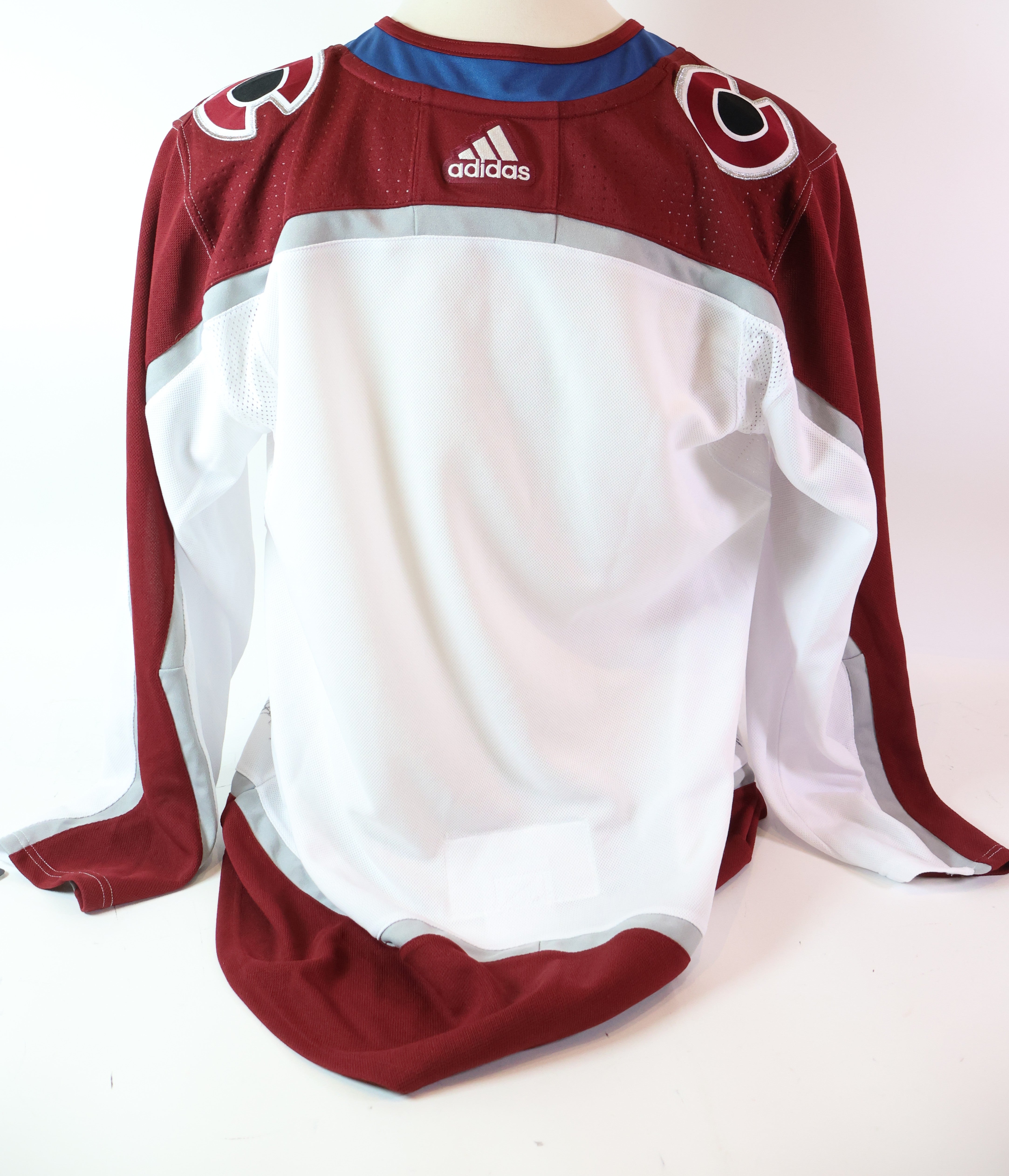 2018-19 Colorado Avalanche Team Signed Jersey (Players listed below) - LSM COA