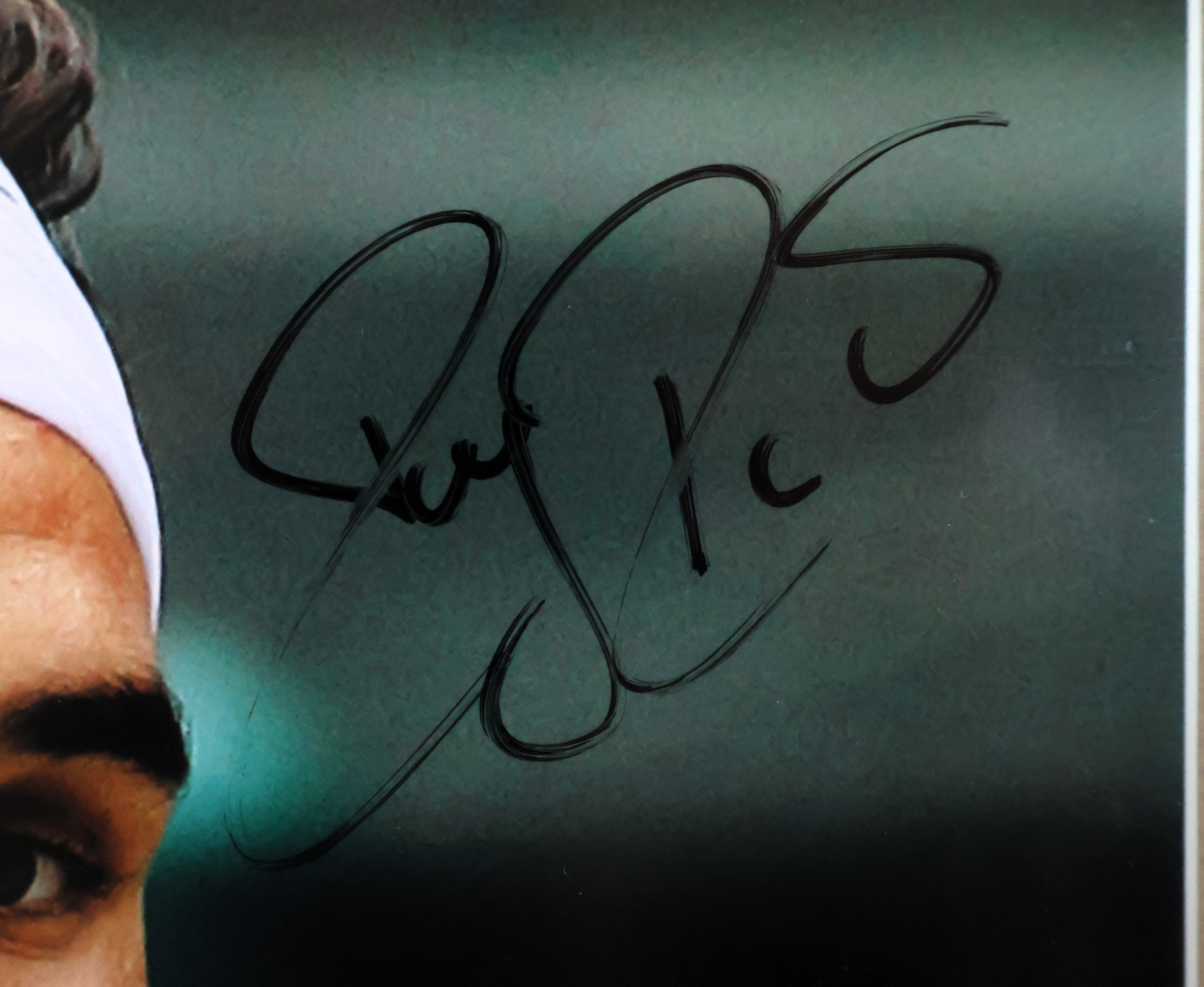 Roger Federer Autographed 8x10 Photo Framed PSA COA