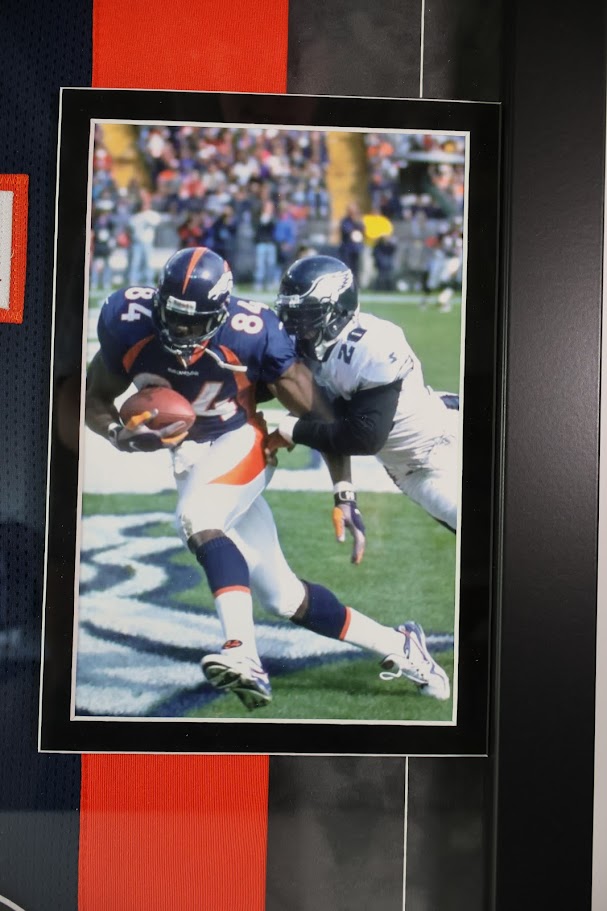 Shannon Sharpe Autographed Denver Broncos Navy Jersey Deluxe Framed Beckett COA