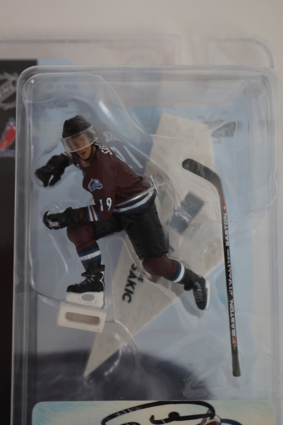 Joe Sakic Autographed Stick Figure Box w/ Stick Figure JSA COA