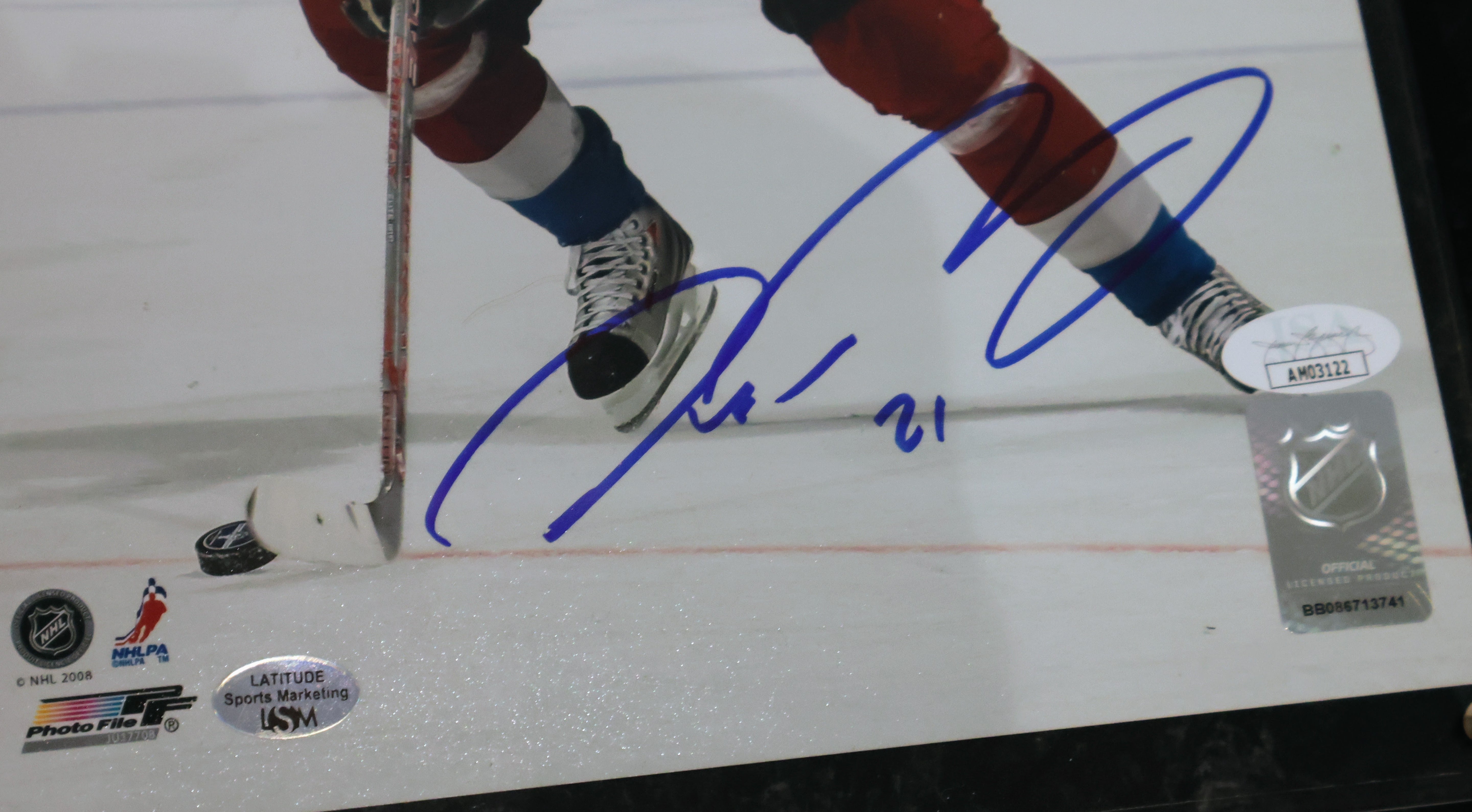 Peter Forsberg Autographed 8x10 Photo with Plaque- JSA Authenticated