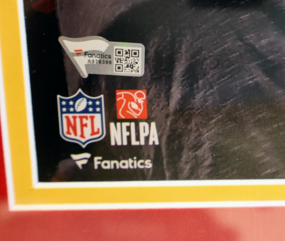 Patrick Mahomes Autographed Super Bowl 54 Photo w "LIV MVP" Inscription - Fanatics COA