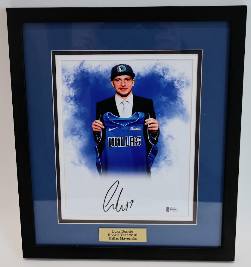 Luka Doncic Mavericks Autographed Framed 8x10 Photo with Rookie of the Year Plaque - Beckett COA