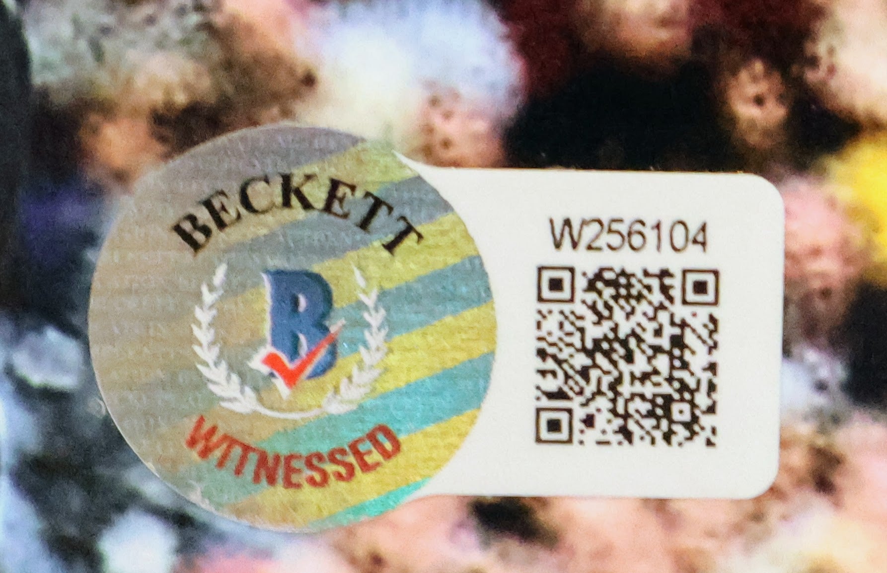 Shaquille O'Neal Autographed 16x20 Photo Lighted Shadowbox Beckett COA