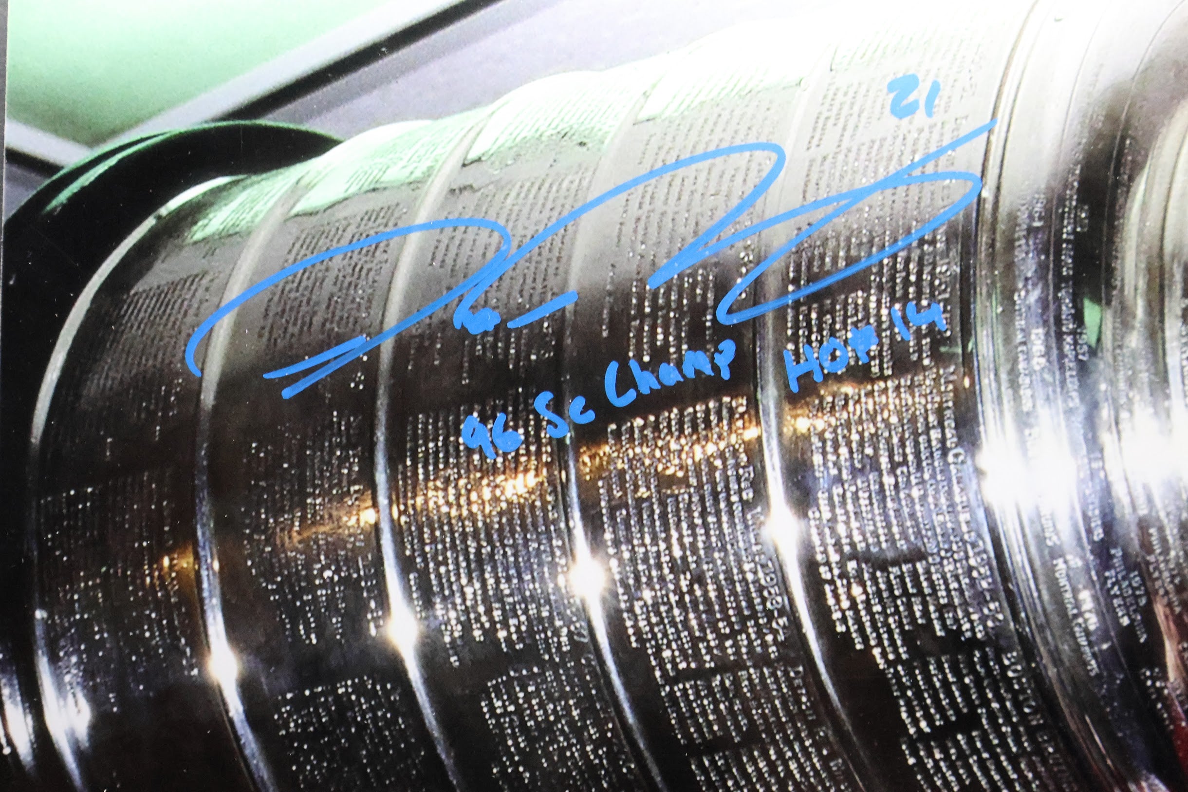 Peter Forsberg Autographed 16x20 Lifting SC Photo w/ Inscriptions Lighted Shadowbox JSA COA