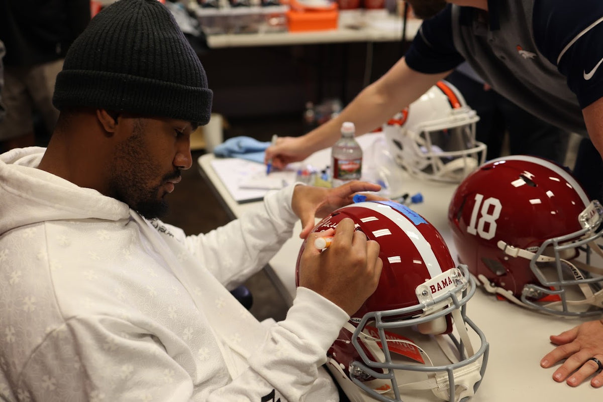 Jaylen Waddle Autographed Inscribed "2020 National Champs" Alabama Crimson Tide Full Size Replica Helmet - Fanatics COA