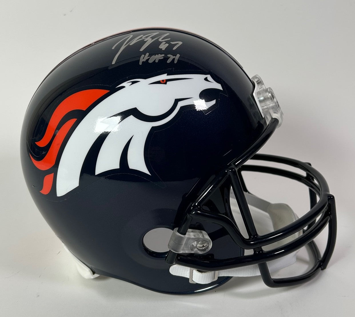 John Lynch Autographed/Inscribed "HOF '21" Denver Broncos Replica Helmet Beckett COA