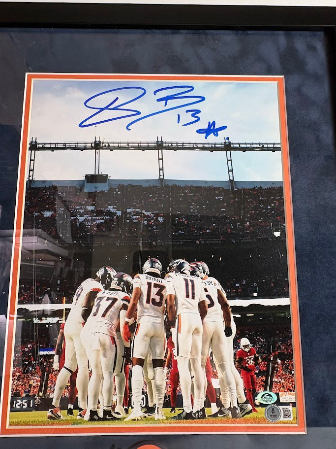 Pat Bryant Autographed 11x14 Photo Deluxe Framed Beckett COA