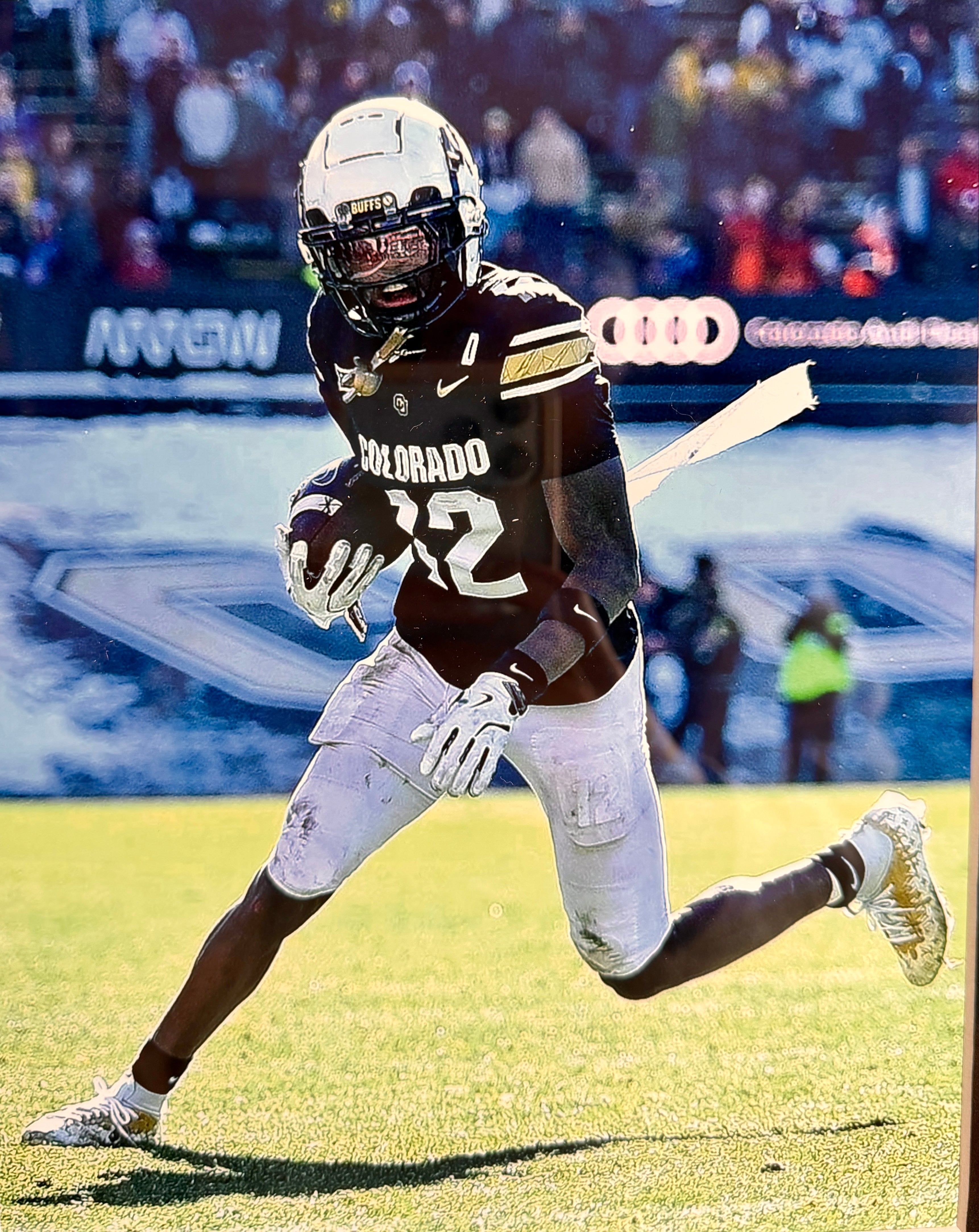 Travis Hunter Autographed Colorado Buffs Jersey DLX Framed - Beckett COA