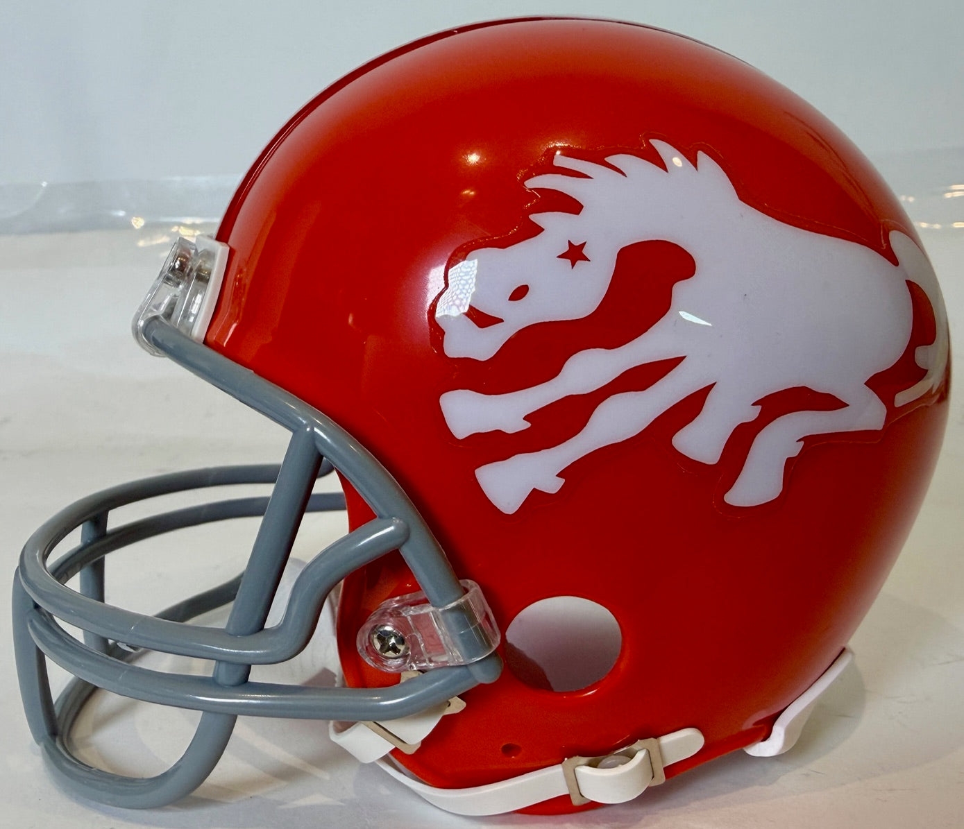 Steve Atwater Autographed /Inscribed "XXXII, XXXIII" 60s Throwback Mini Helmet JSA COA