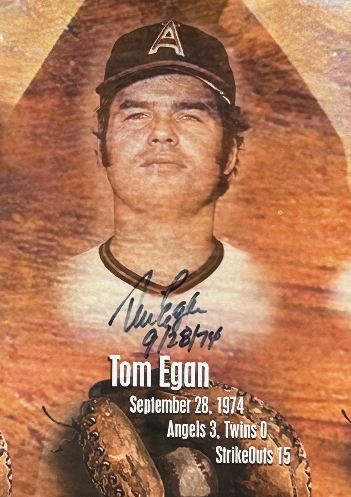 Nolan Ryan & 7 No-Hitter Catchers Autographed Framed Collage - Mounted Memories COA