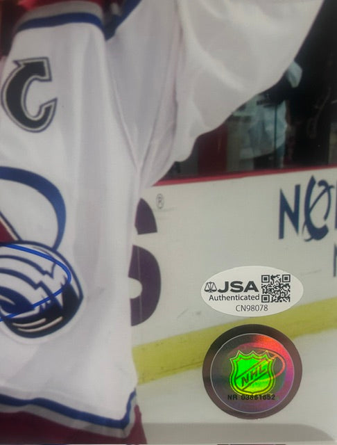 Joe Sakic Colorado Avalanche Autographed 8x10 Photo – JSA COA
