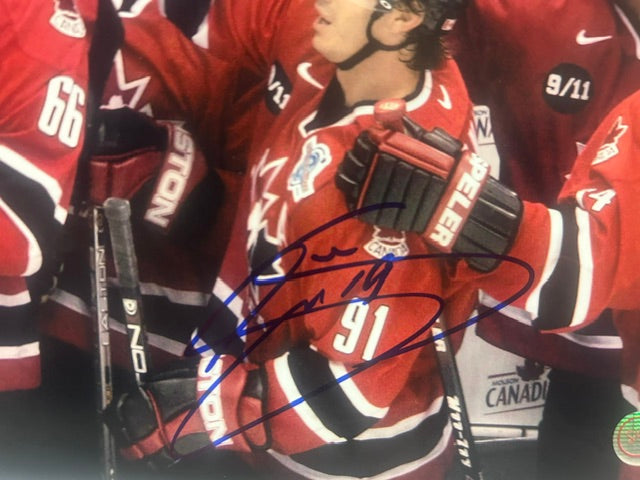 Joe Sakic Team Canada Autographed 8x10 Photo – JSA COA
