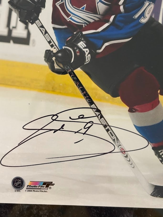 Joe Sakic Autographed 8x10 Photo — Colorado Avalanche Action Shot with Plaque | JSA COA, 2x Stanley Cup Champion