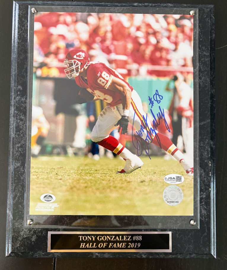 Tony Gonzalez Autographed 8x10 Photo — Kansas City Chiefs with Plaque | JSA COA, Pro Football Hall of Famer