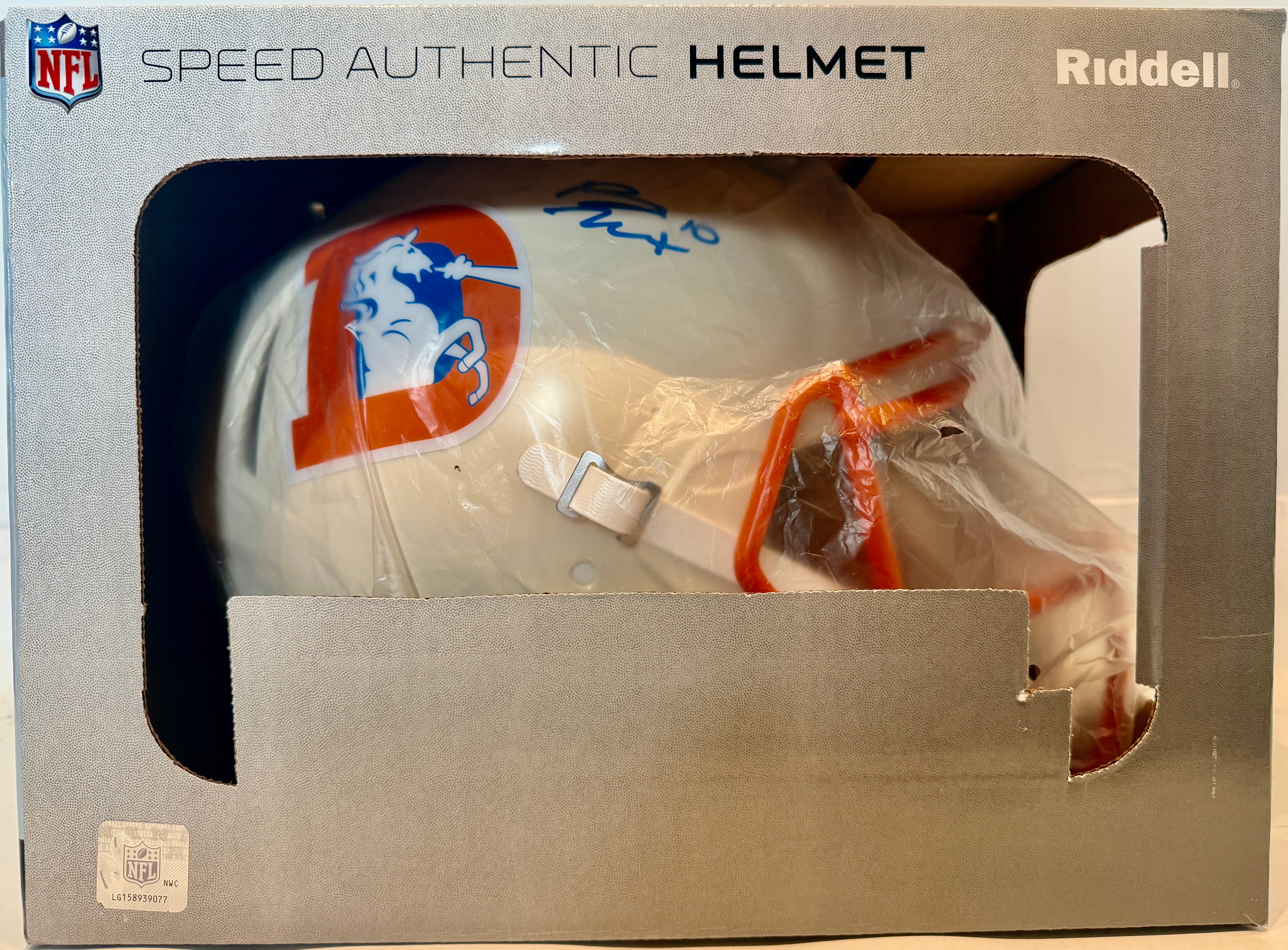 Bo Nix Autographed Denver Broncos Retro NFL Pro Helmet BAS COA - Latitude Sports Marketing