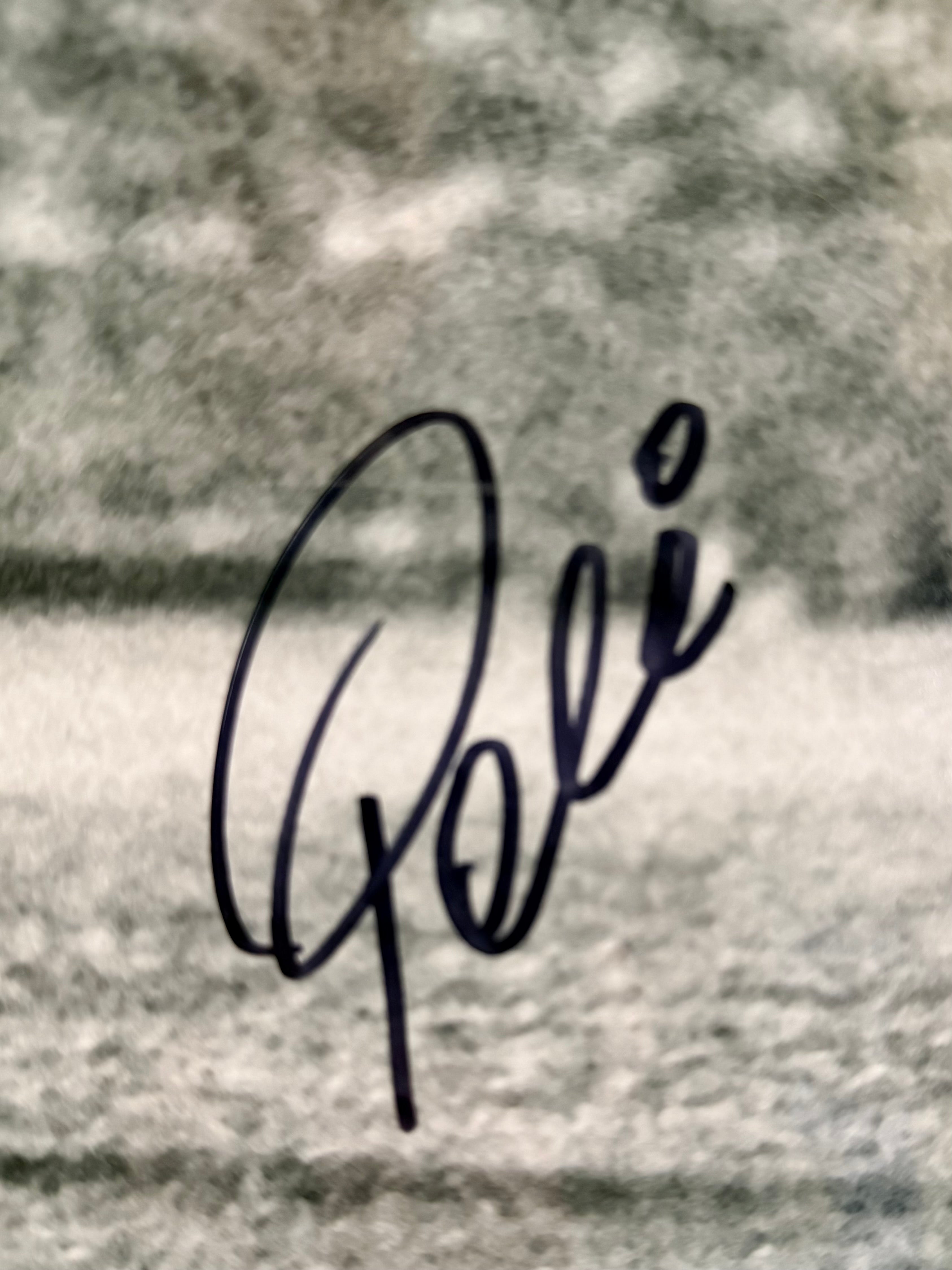 Pelé Autographed 16x20 Black & White Photo – Brazil National Soccer Team | PSA COA