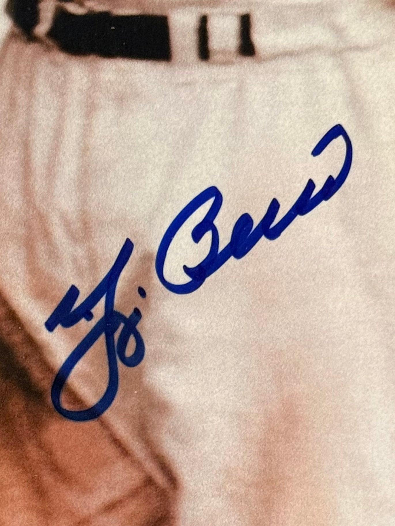 Yogi Berra Autographed 11x14 Photo – New York Yankees | JSA COA