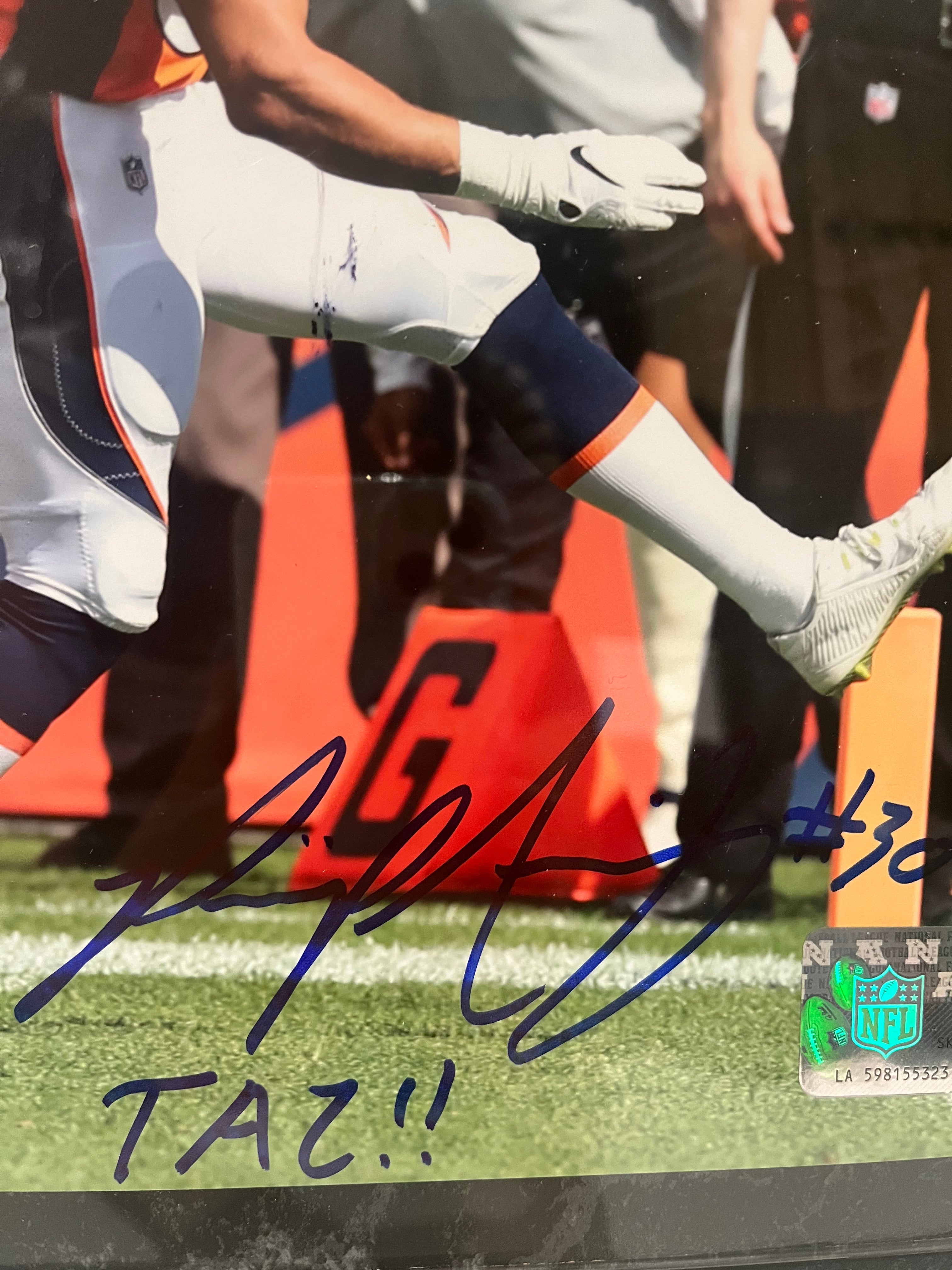Phillip Lindsay Autographed 8x10 Photo — Denver Broncos | Display Plaque, JSA COA, Pro Bowl RB