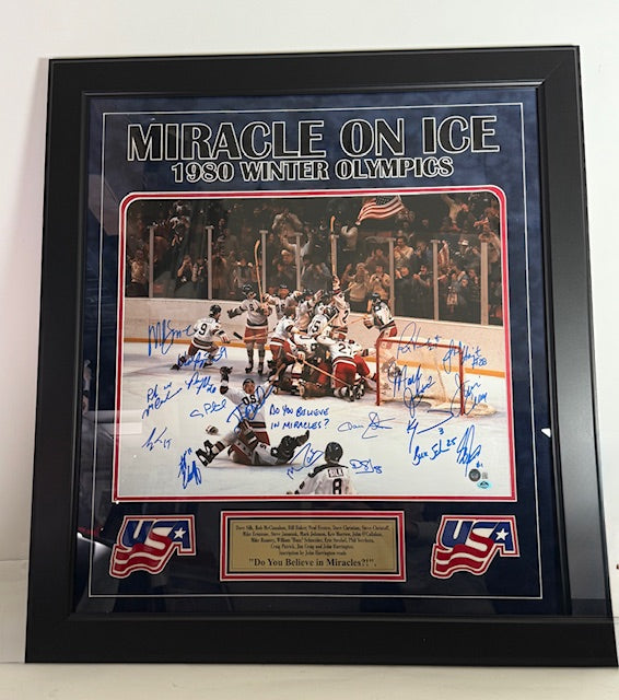 Miracle On Ice Team Autographed 16x20 Photo Deluxe Framed Beckett COA