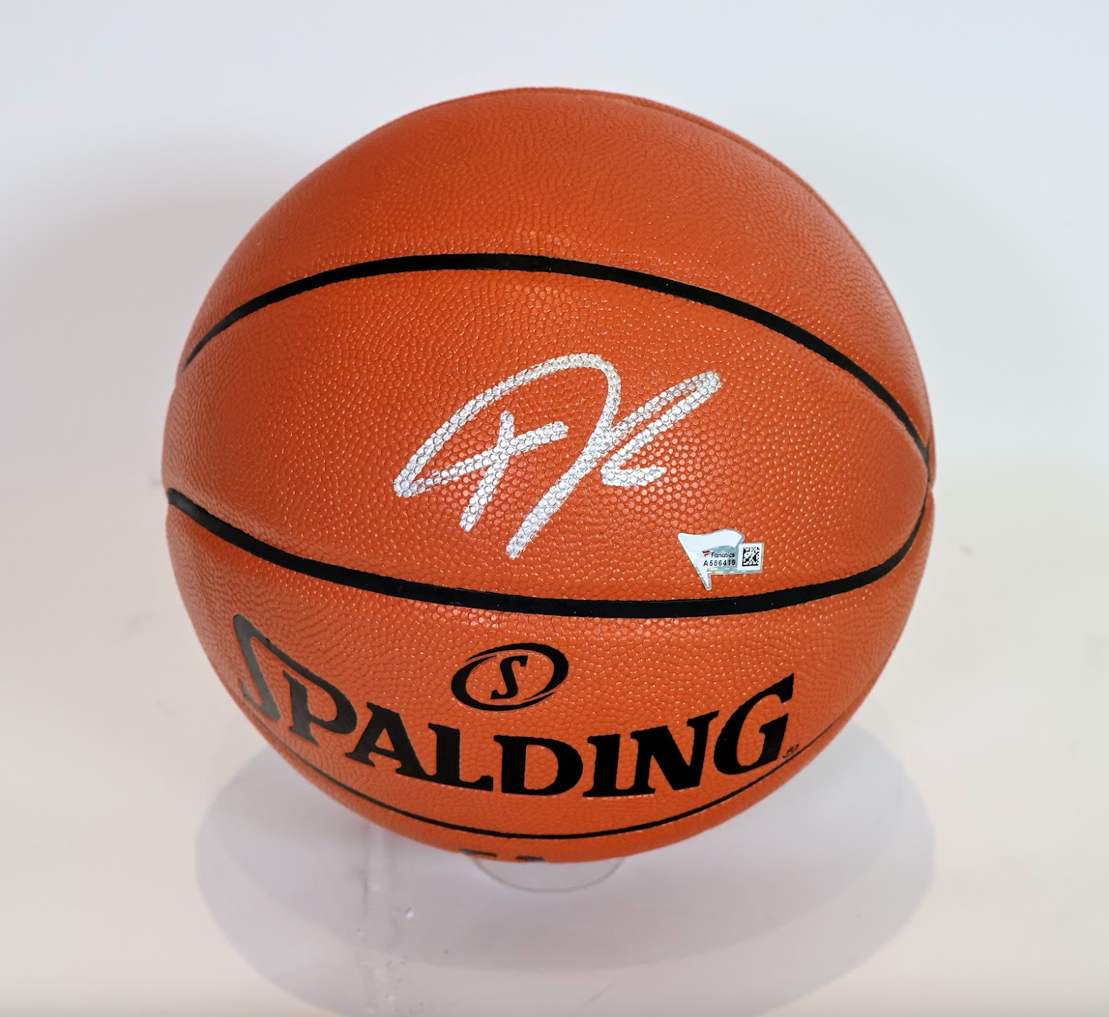 Giannis Antetokounmpo Autographed Basketball - Fanatics