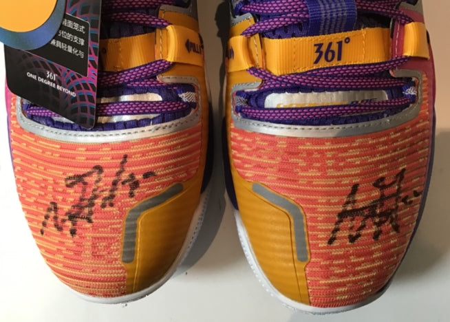 Aaron Gordon Autographed Denver Nuggets Basketball Shoes New w/box Beckett COA (Copy)