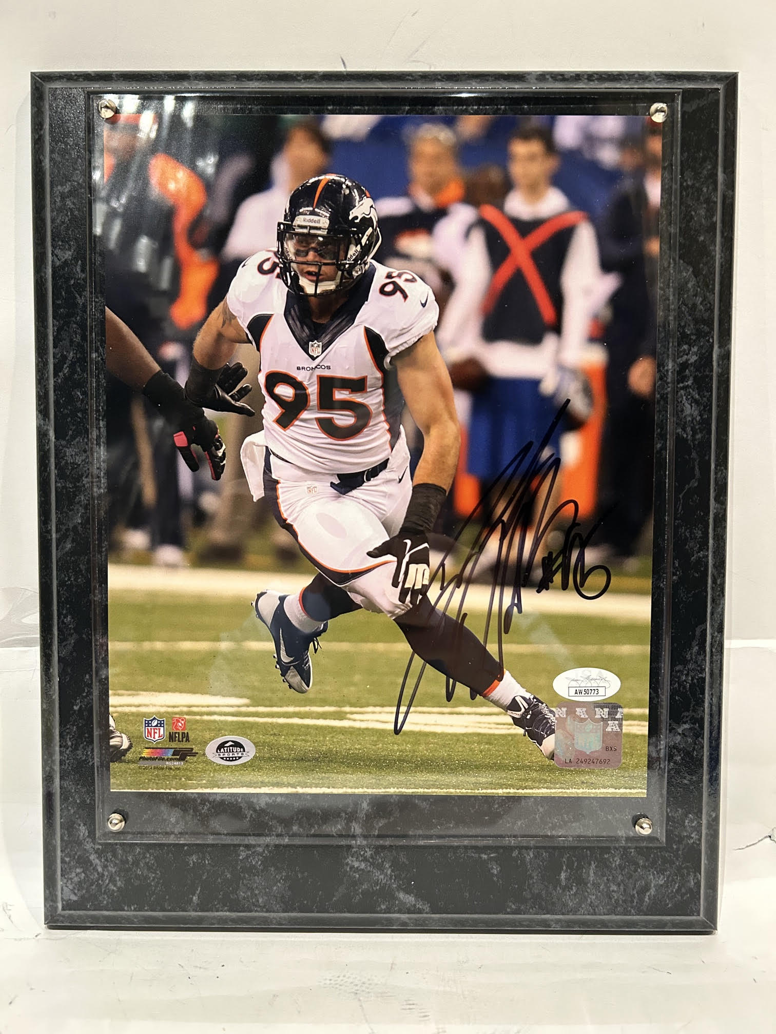 Derek Wolfe Autographed Denver Broncos 8x10 Photo (White Jersey) Plaque JSA COA