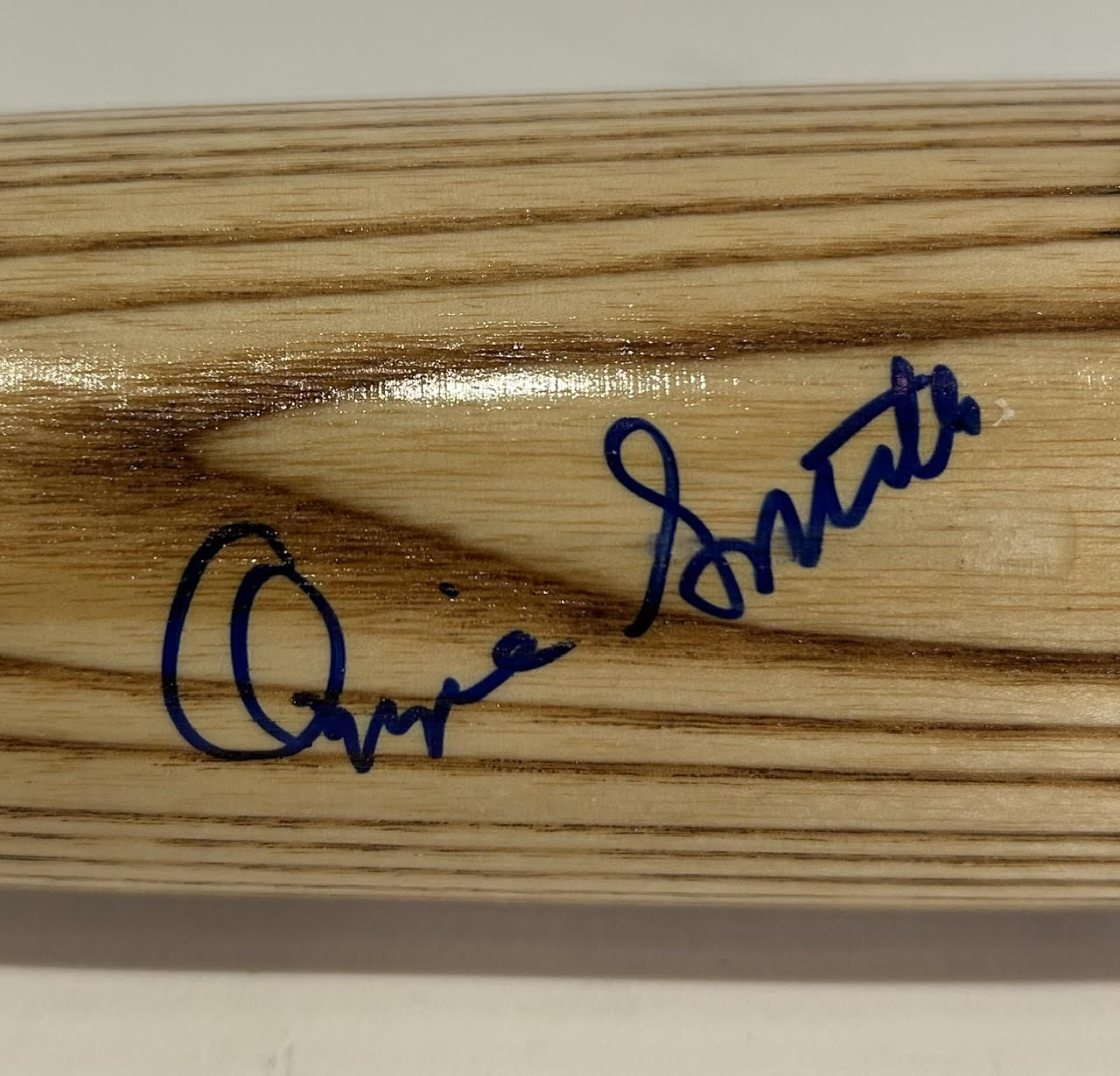 Ozzie Smith Autographed Louisville Slugger Game Model Blonde Bat - JSA COA