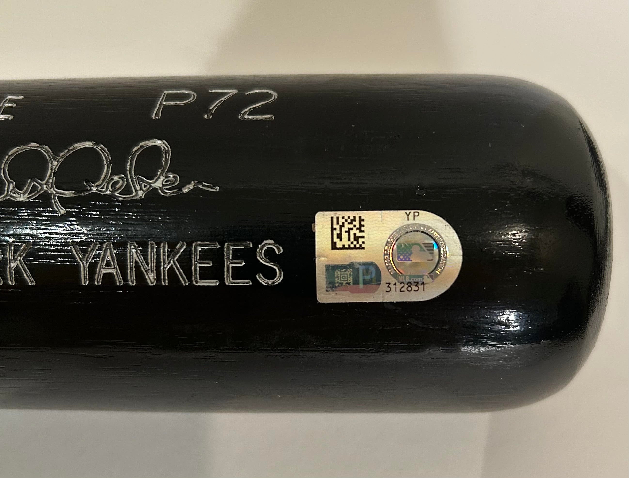 Derek Jeter Autographed Black Louisville Slugger Genuine P72 Baseball Bat - MLB COA - Latitude Sports Marketing