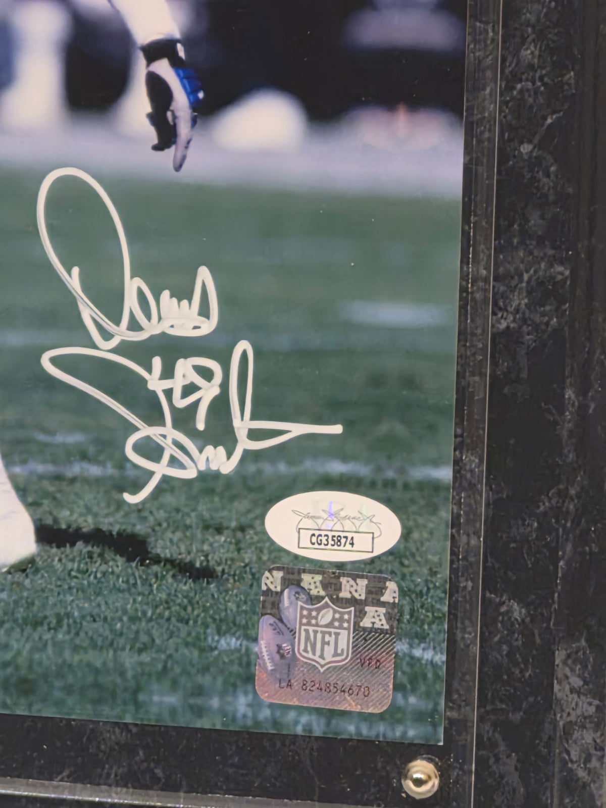 Dennis Smith Autographed Denver Broncos 8x10 Photo — with Plaque | JSA COA