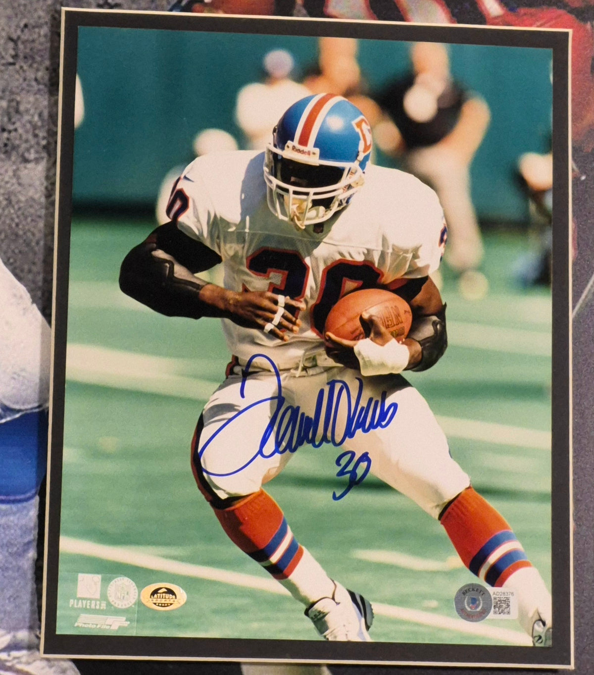 John Elway & Terrell Davis Broncos Autographed Framed Photo - JSA Authenticated