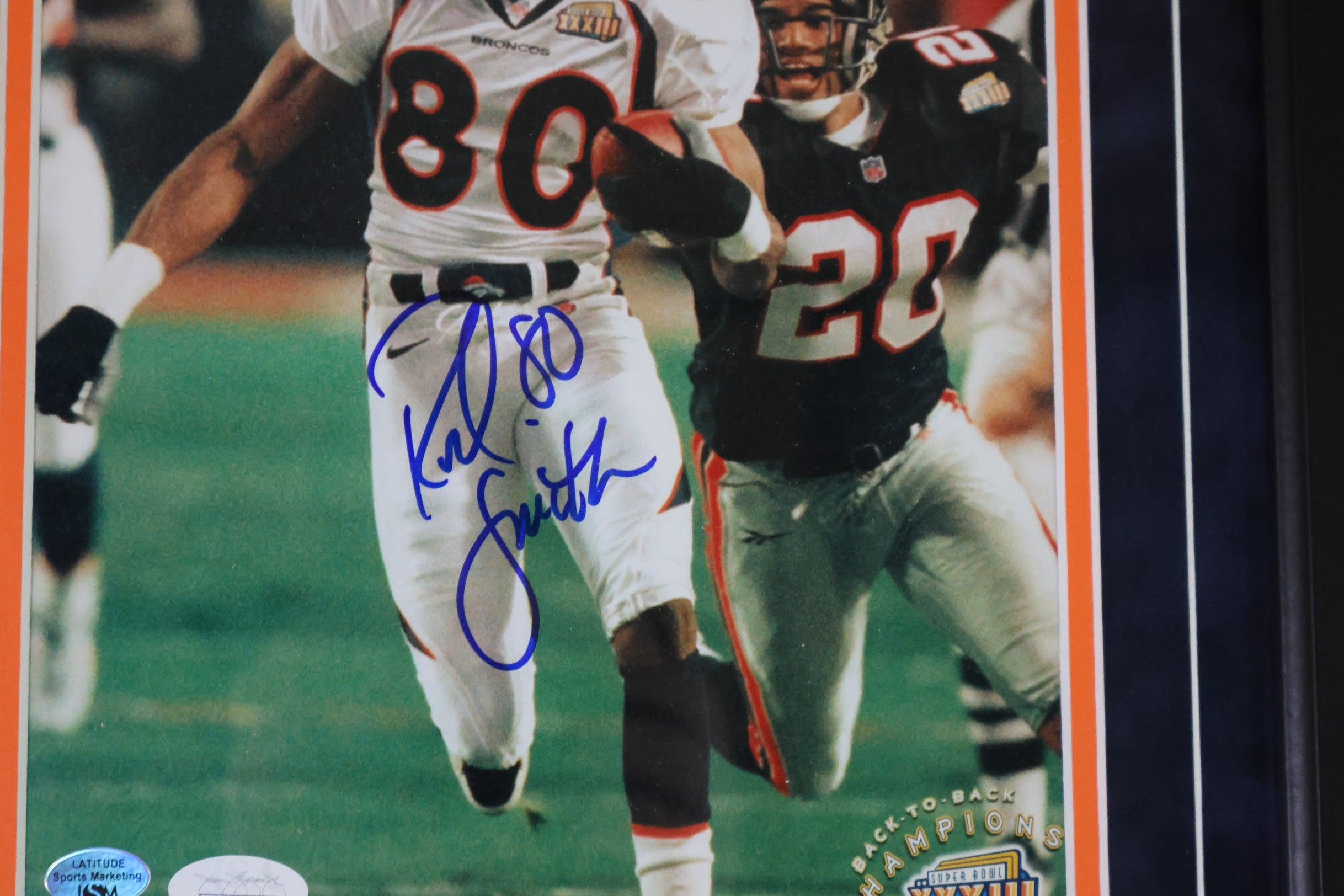 Rod Smith Autographed 8x10 SB XXXIII Running w/ Ball Deluxe Framed JSA COA