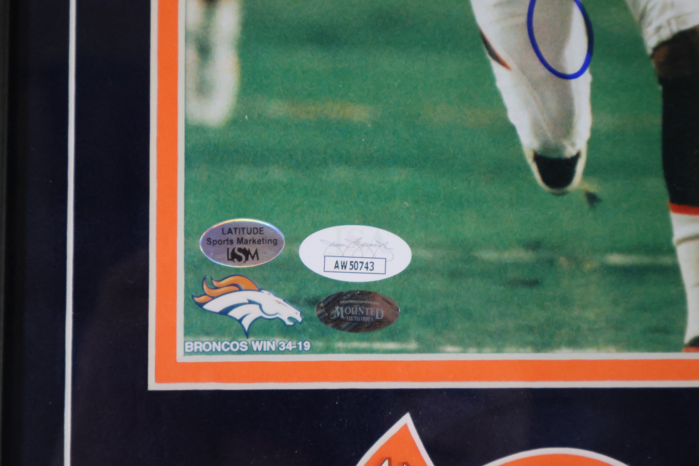 Rod Smith Autographed 8x10 SB XXXIII Running w/ Ball Deluxe Framed JSA COA