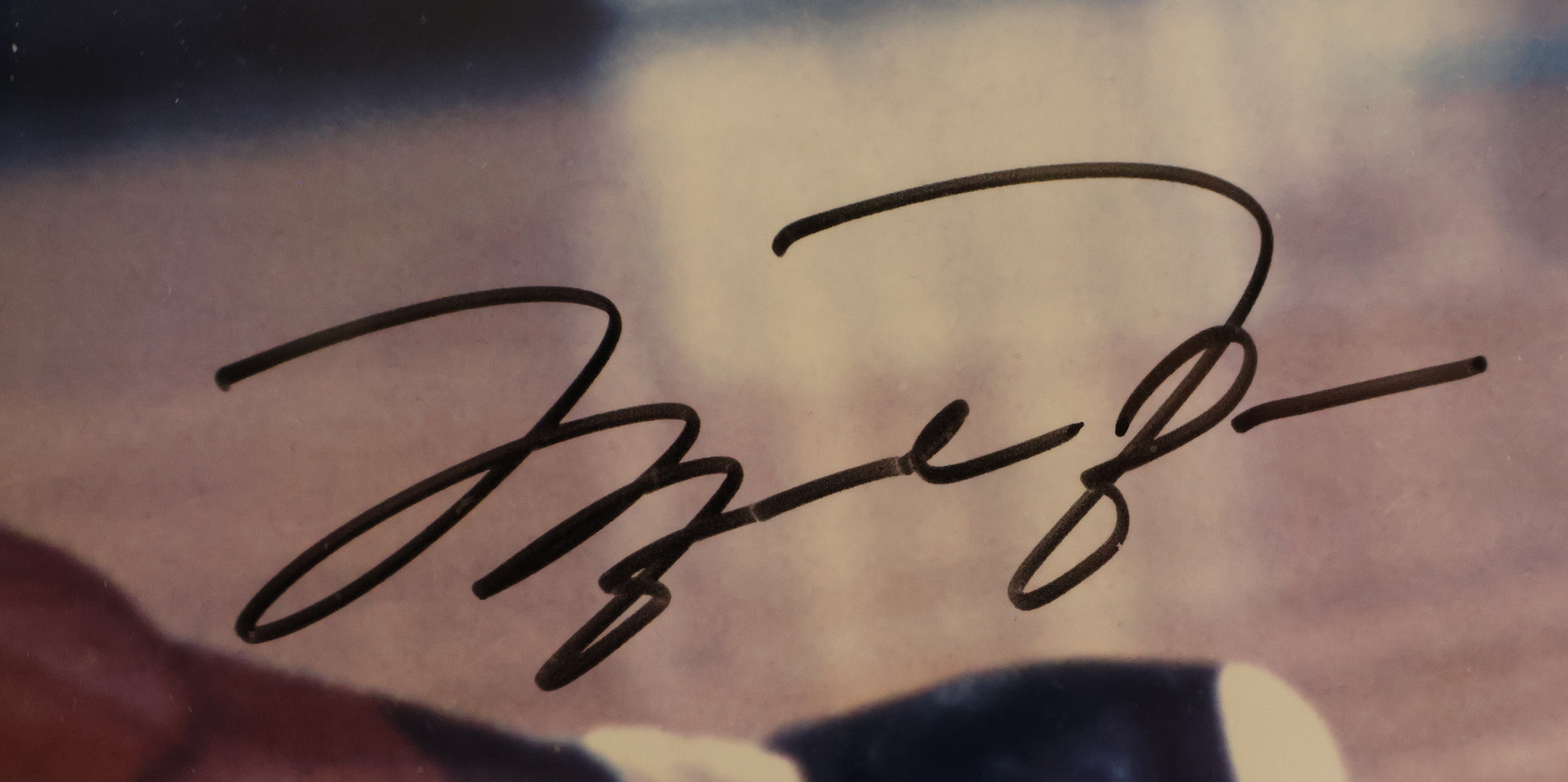 Michael Jordan/Kobe Bryant Dual-Autographed 16x20 Deluxe 24"x35.5" UDA COA