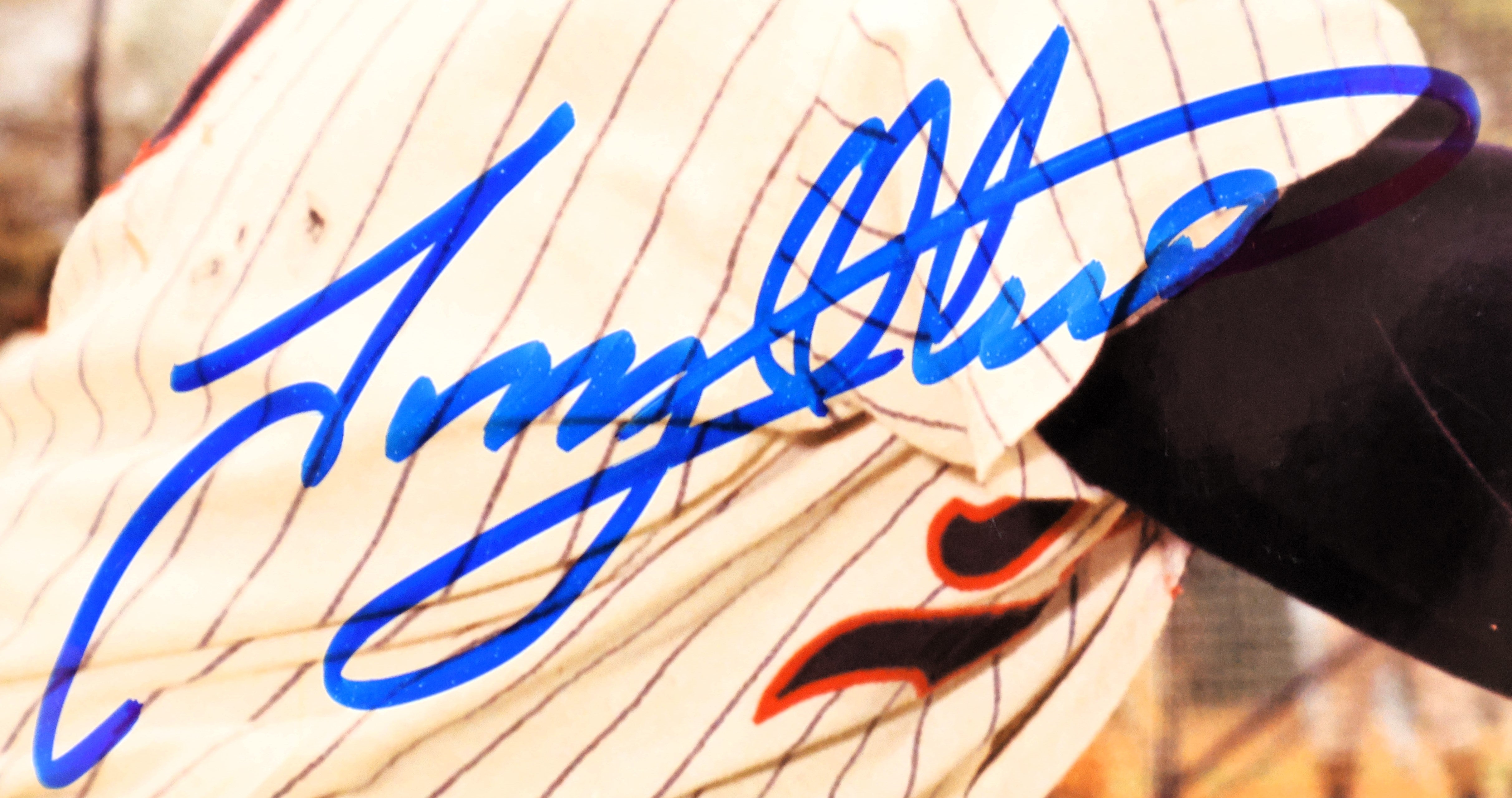 Tony Oliva Autographed 8x10 Photograph (JSA COA)