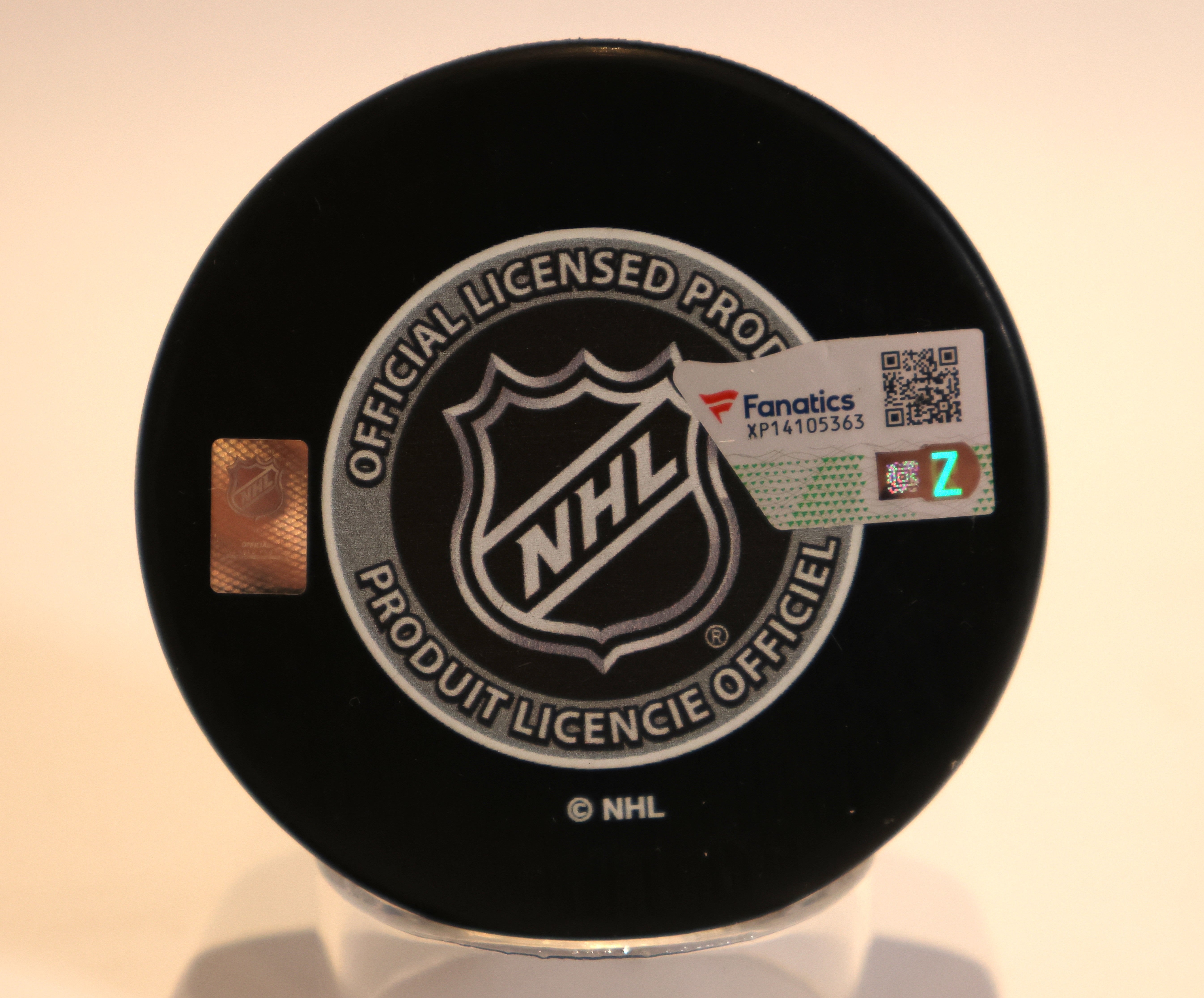 Cale Makar Autographed Puck w/ Player Picture & 2022 Conn Smythe Winner