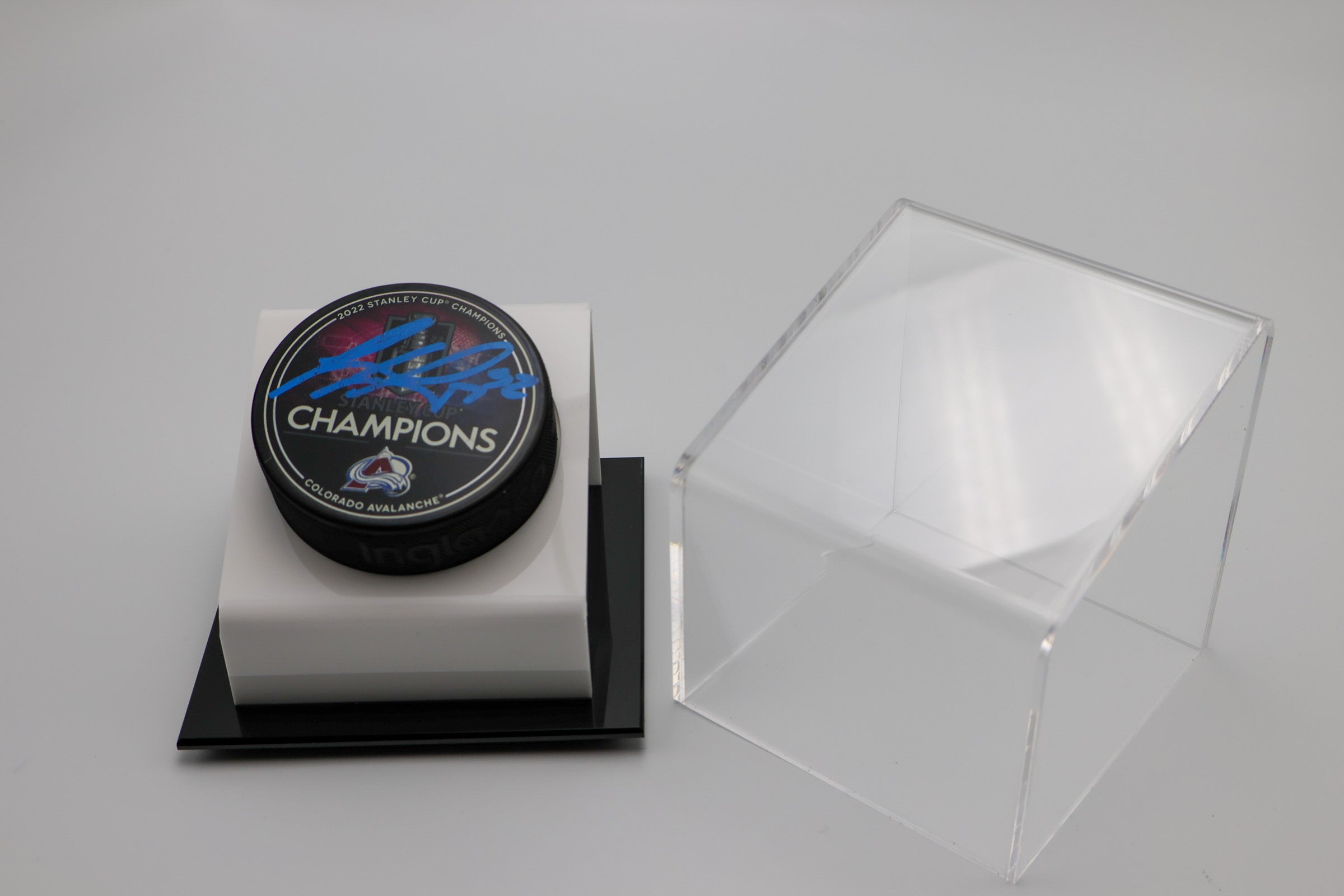 Gabriel Landeskog Colorado Avalanche Autographed Puck - Latitude Sports Marketing