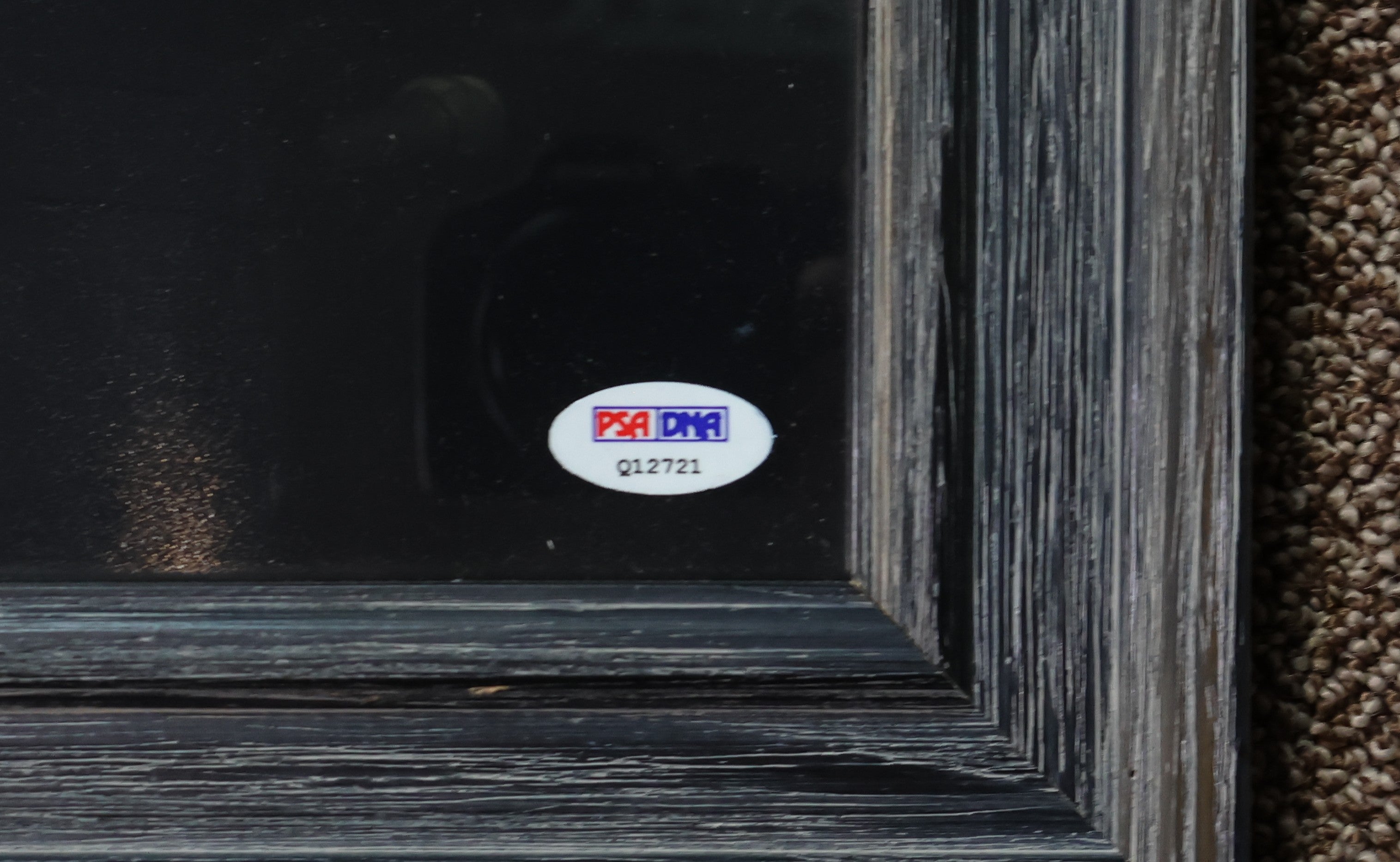 Tony Bennett Autographed 8x10 Color Framed Photo PSA/DNA COA (Q12721)