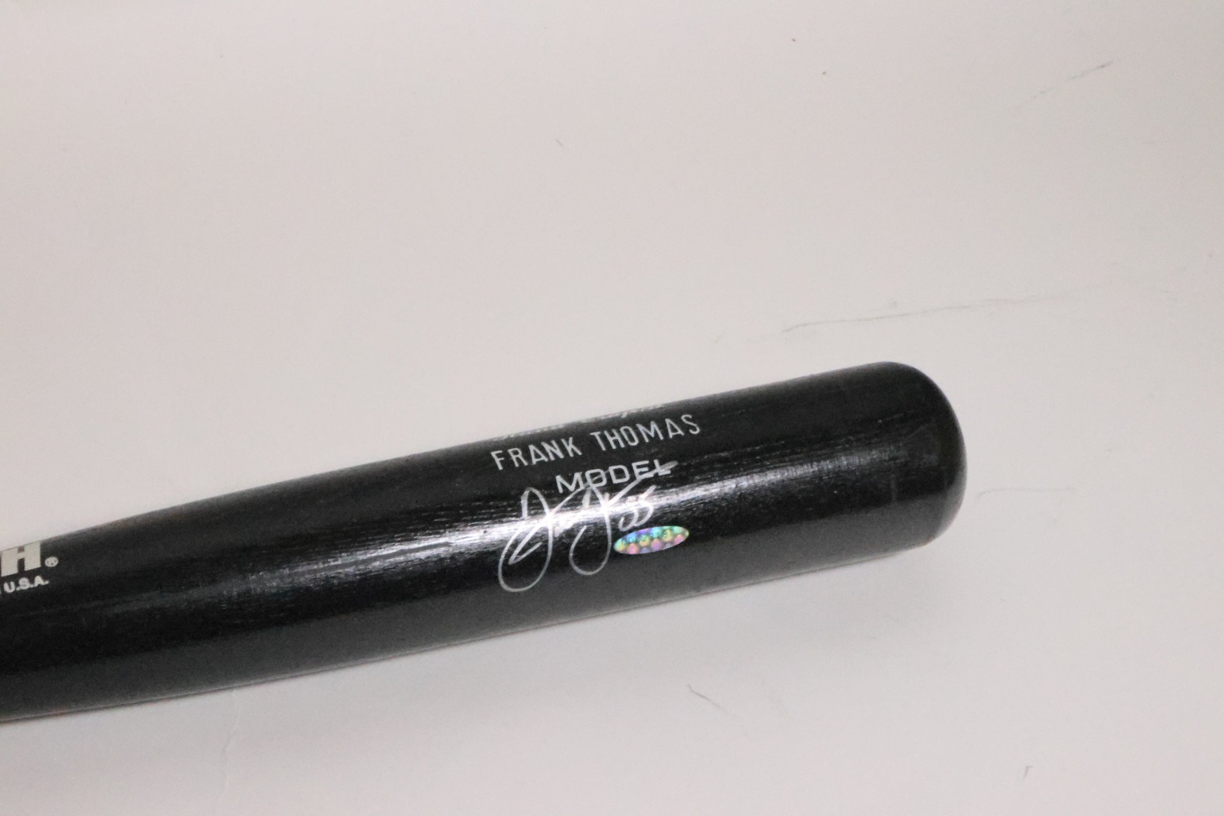 Frank Thomas Chicago White Sox Autographed Baseball Bat (Upper Deck Hologram)