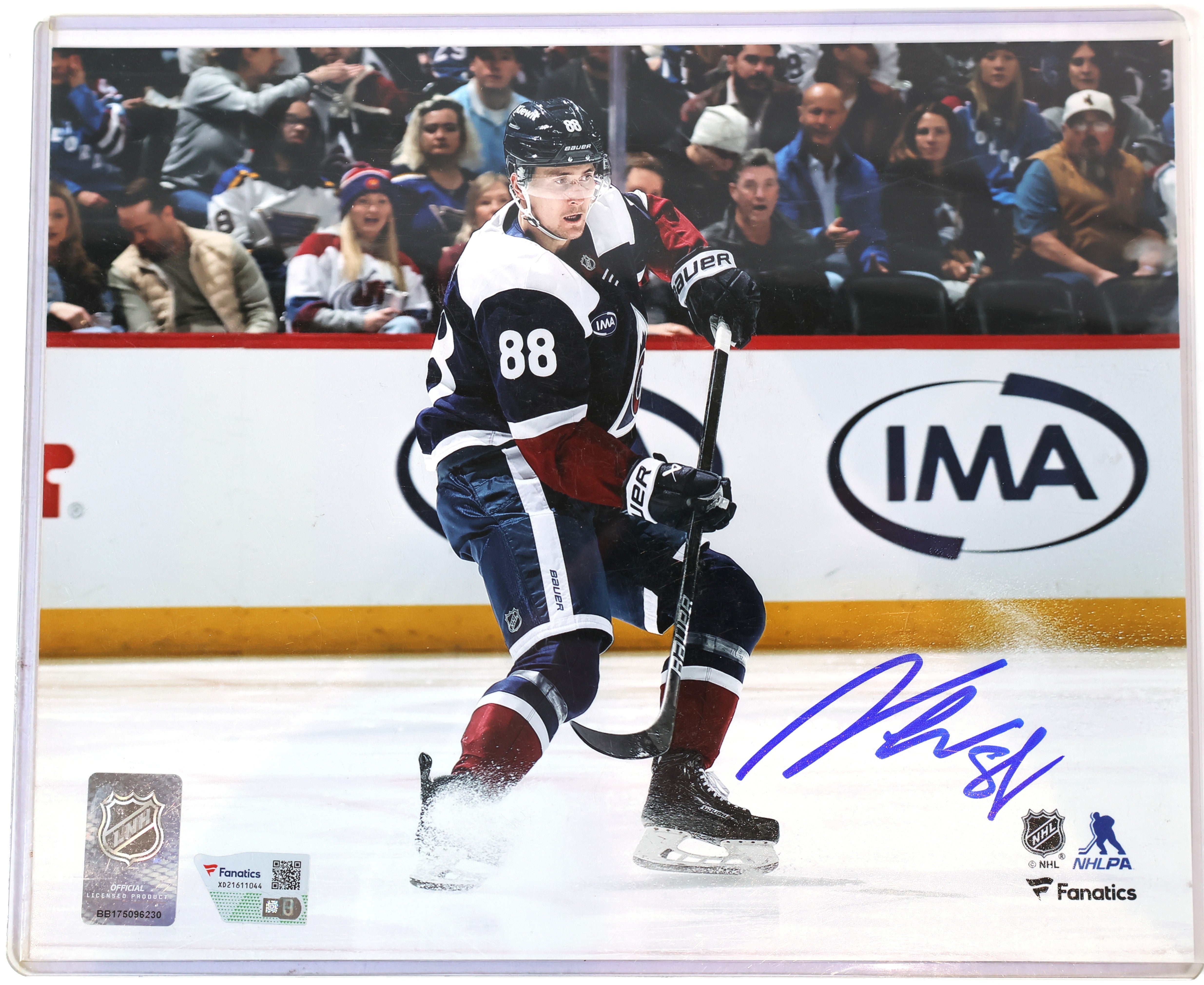 FATHER'S DAY SPECIAL - Avalanche Photo Package! 4 Autographed 8x10 (images may vary)