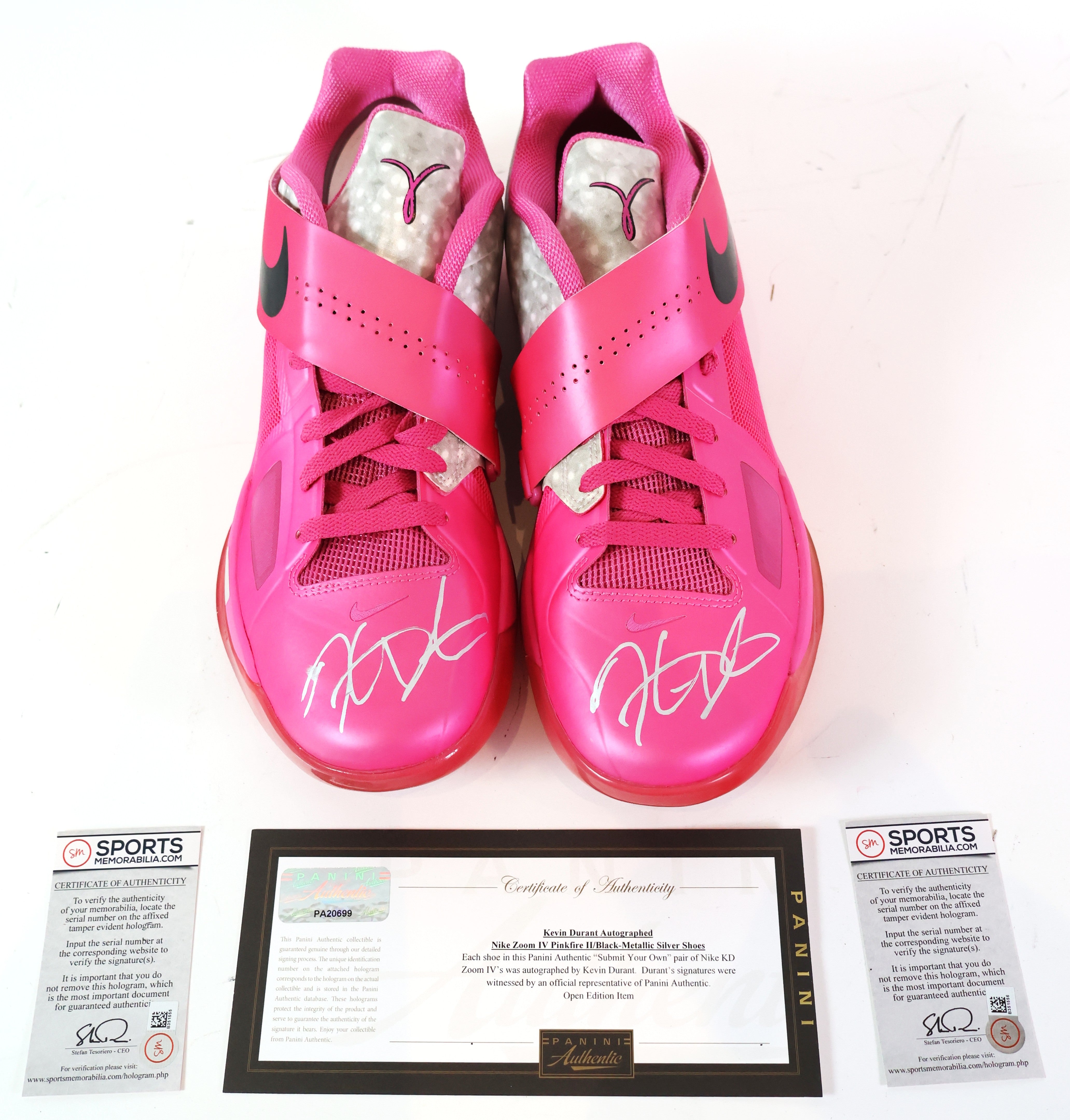 Kevin Durant Autographed Nike Zoom IV Pinkfire II/Black-Metallic Silver Shoes Size 10