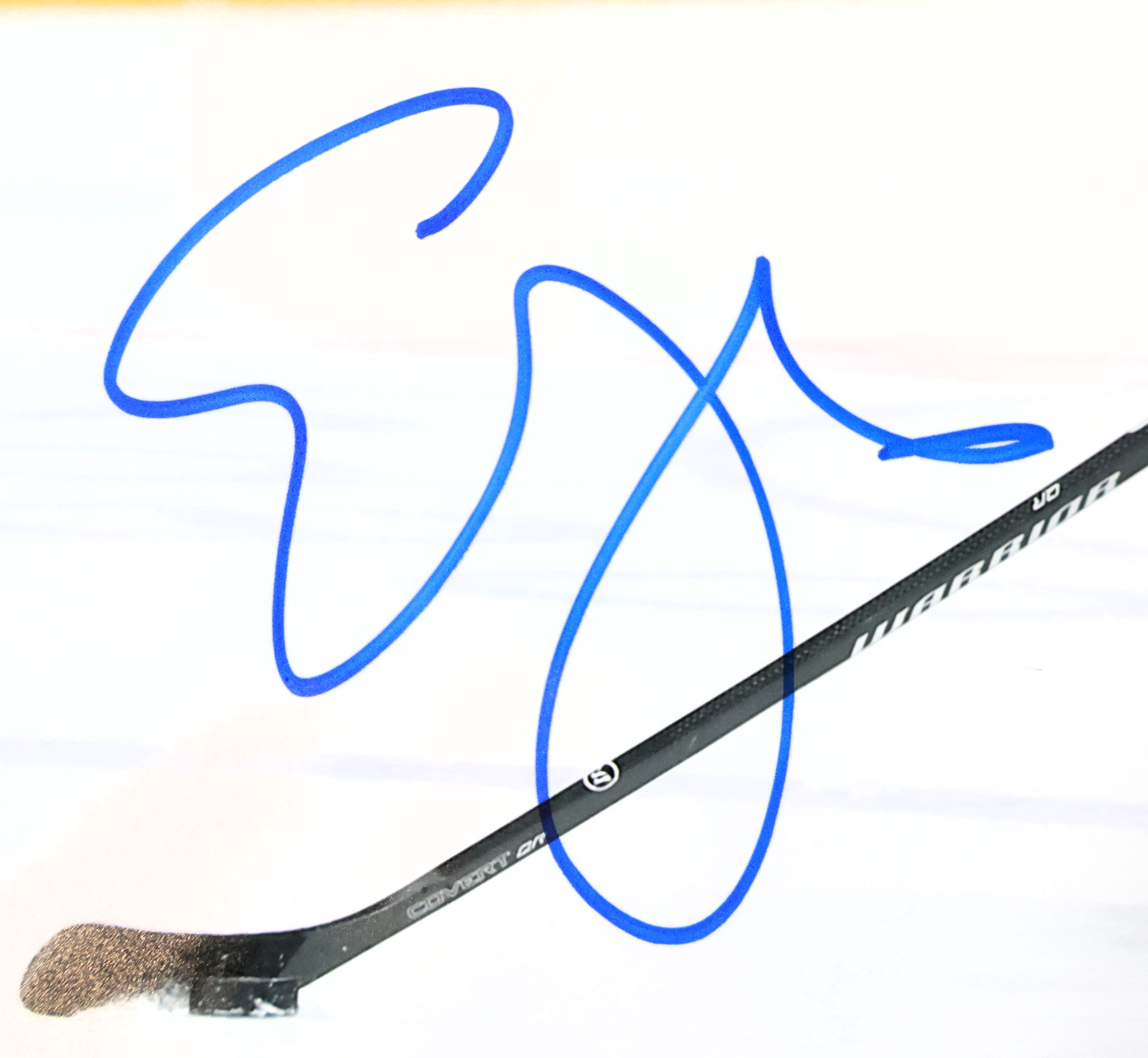 Erik Johnson Autographed 8x10 Photo JSA COA